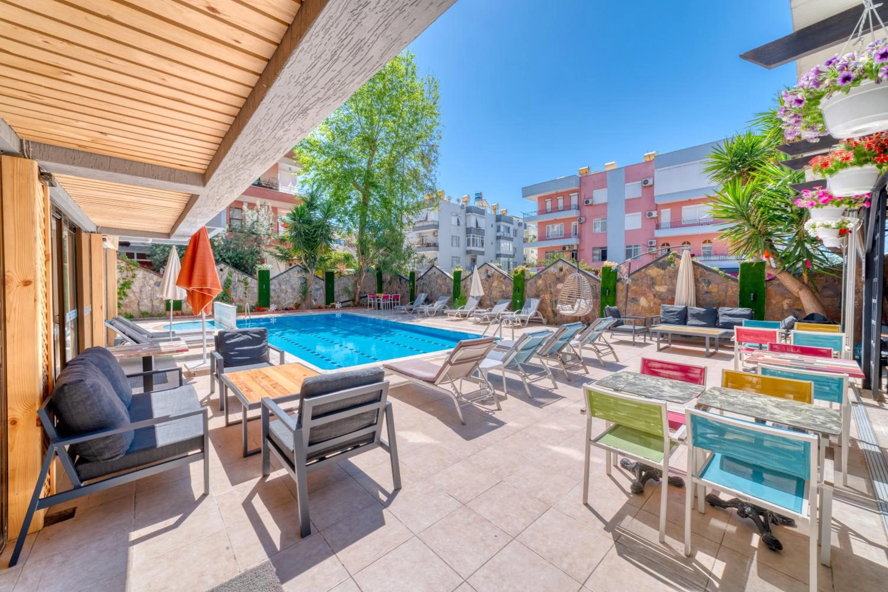 Swimming pool in Kleopatra ICARIA Apart Hotel