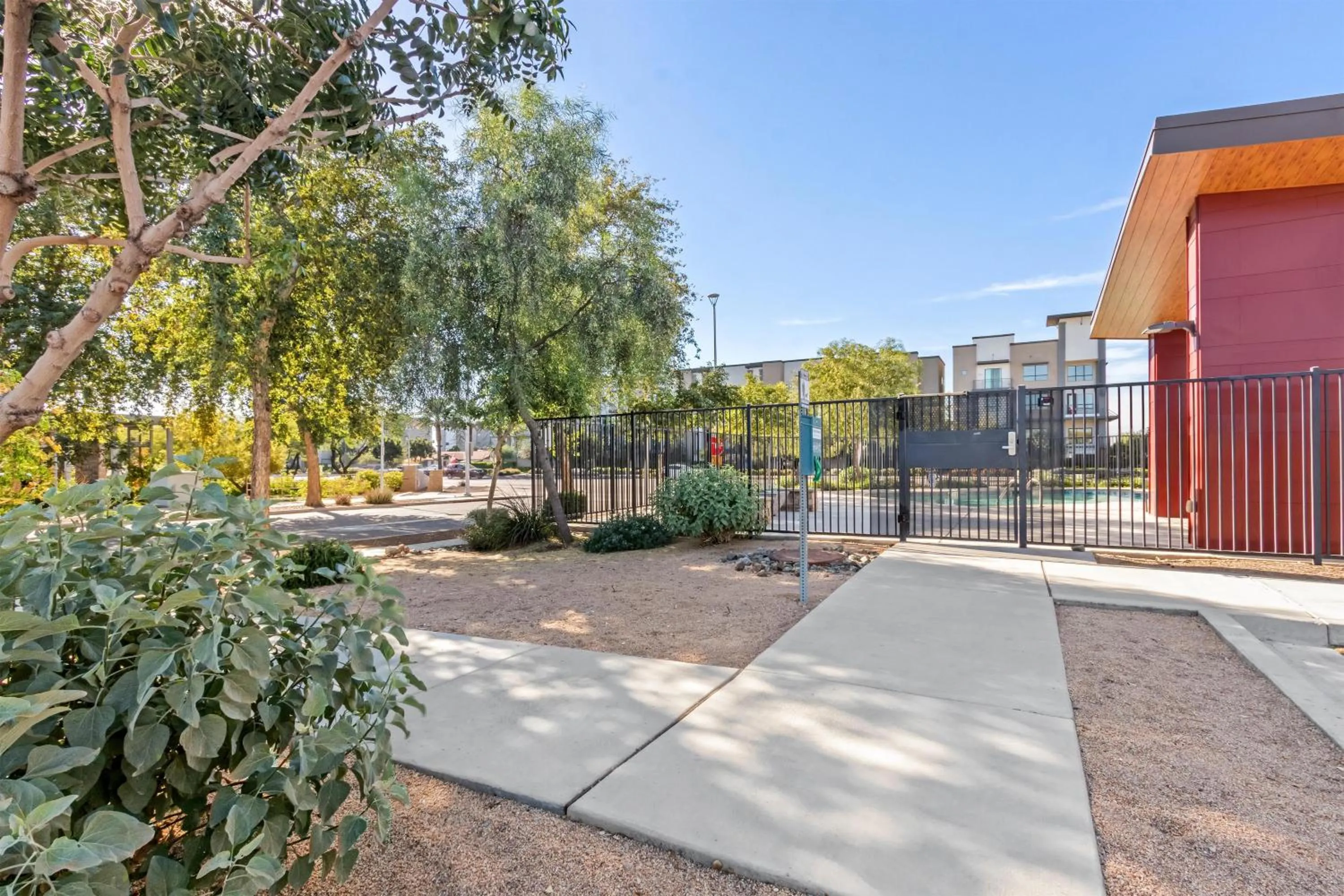 Property building in Sonesta Simply Suites Avondale