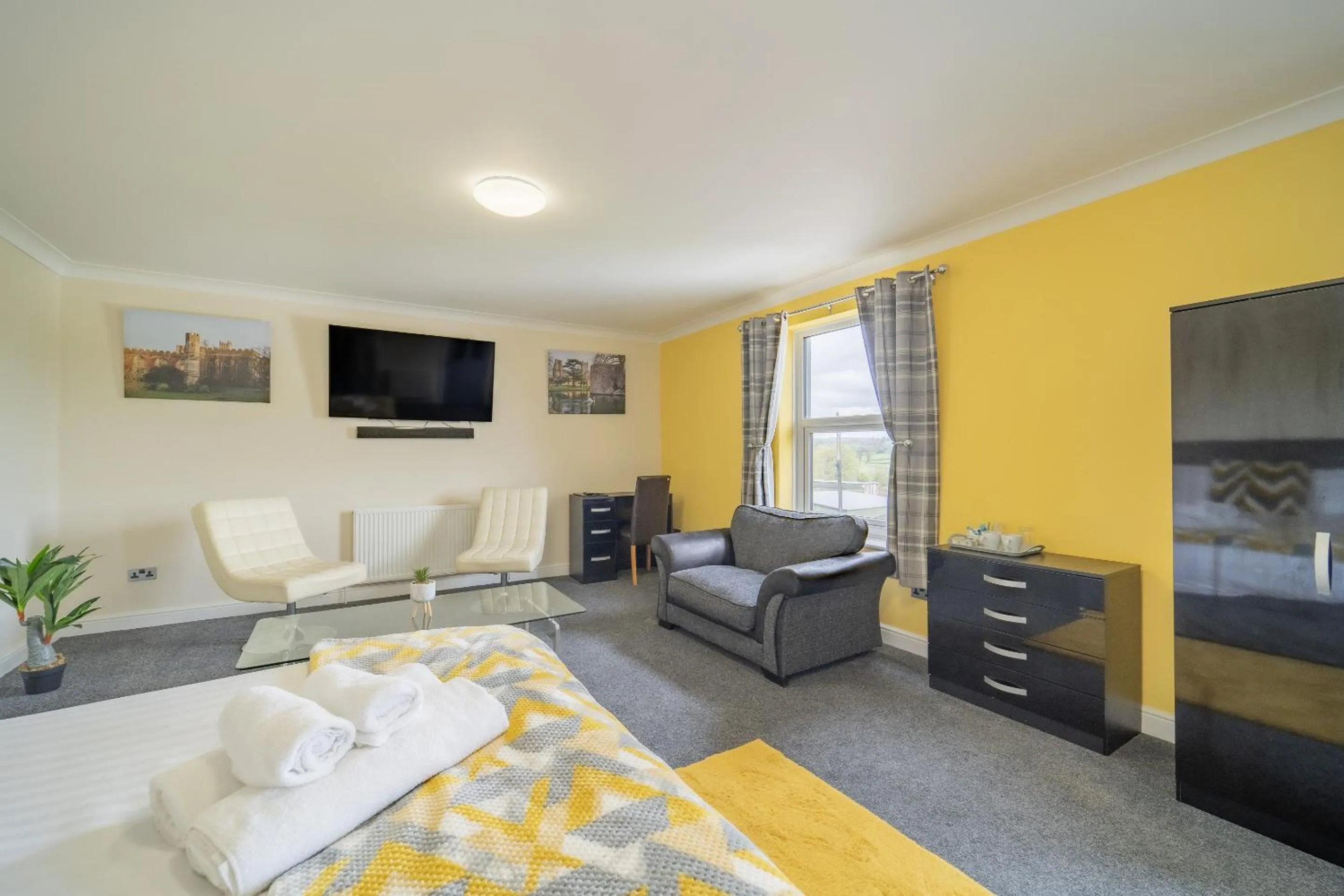 Living room in The Well Inn