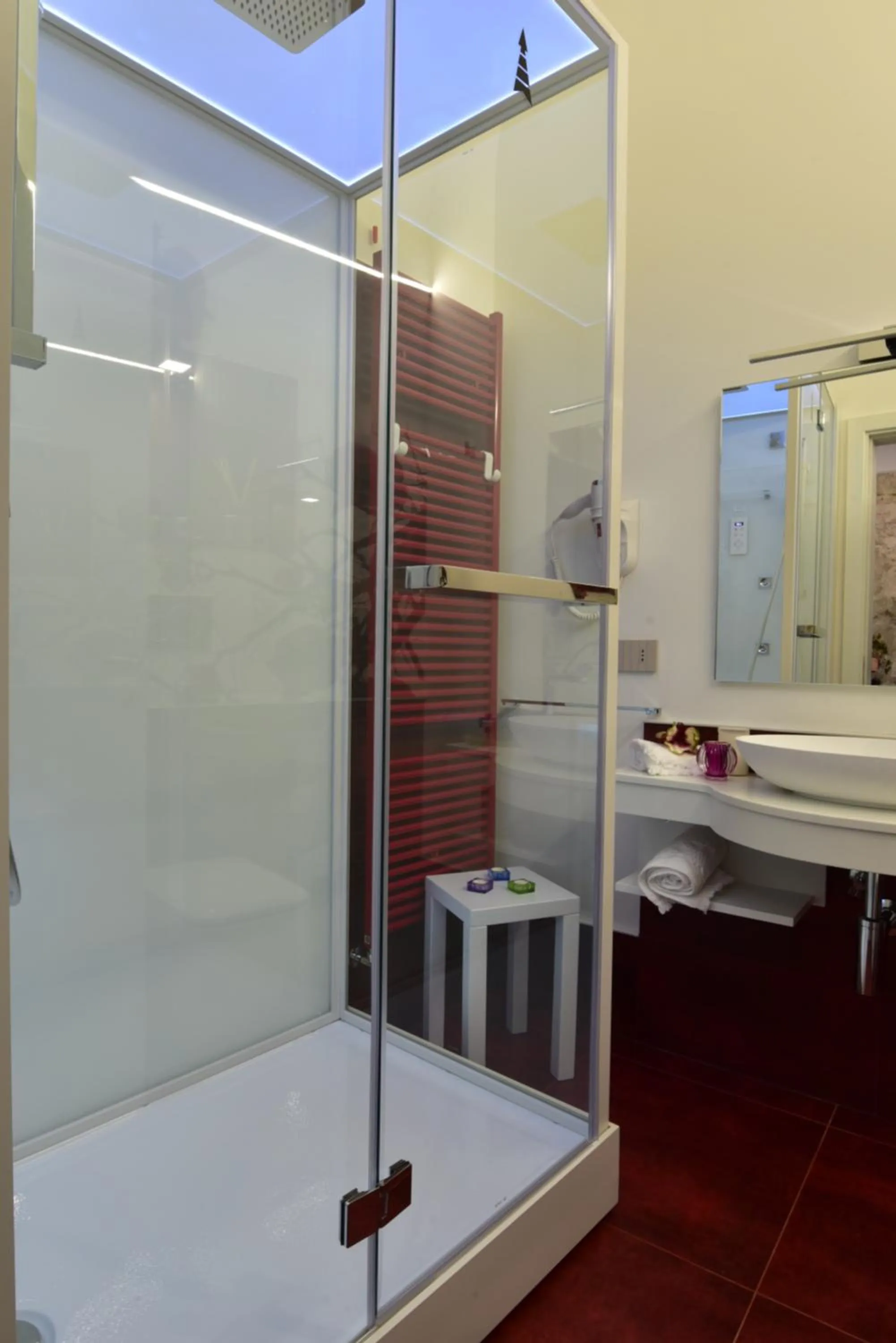 ANFITEATRO LE SUITES