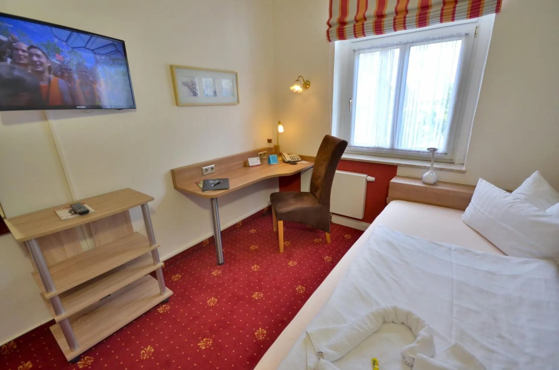 TV and multimedia, Bed in Hotel Alt-Connewitz