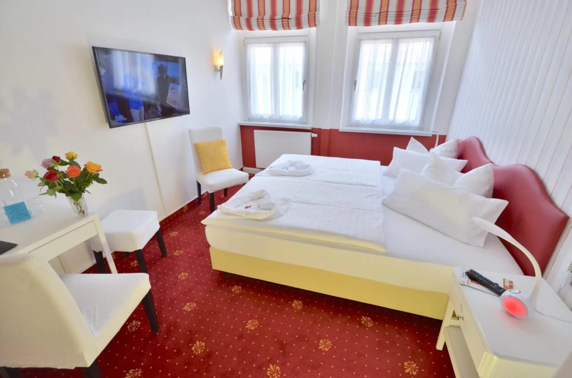 Bed in Hotel Alt-Connewitz