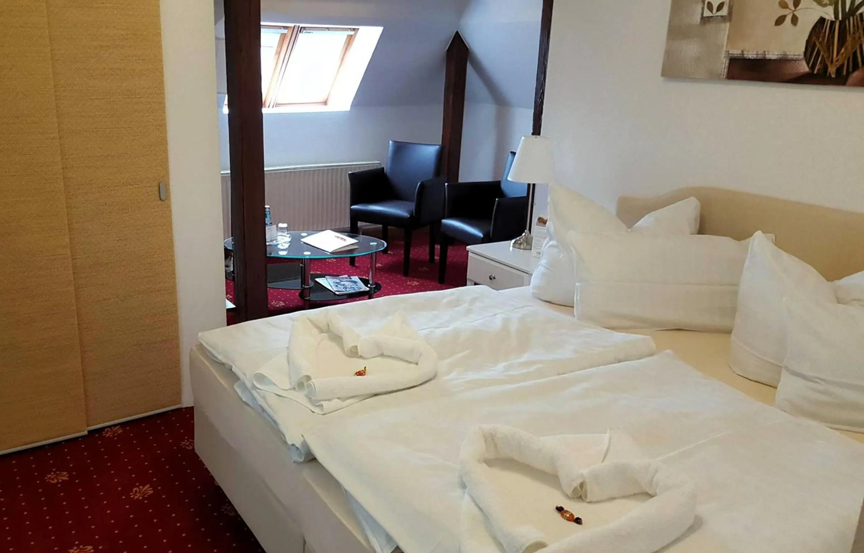 Living room, Bed in Hotel Alt-Connewitz