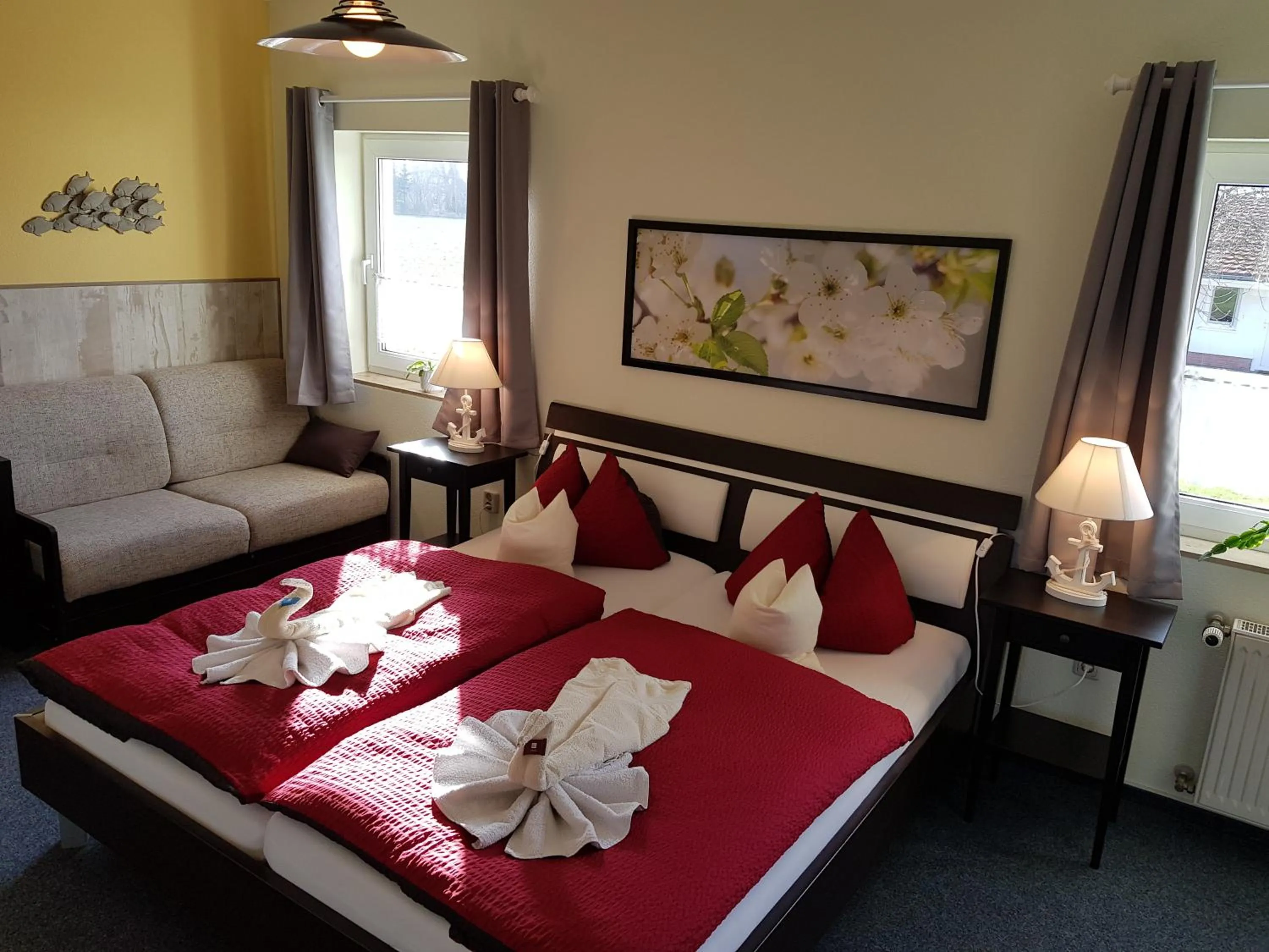 Photo of the whole room, Bed in Landhotel Pathes Hof