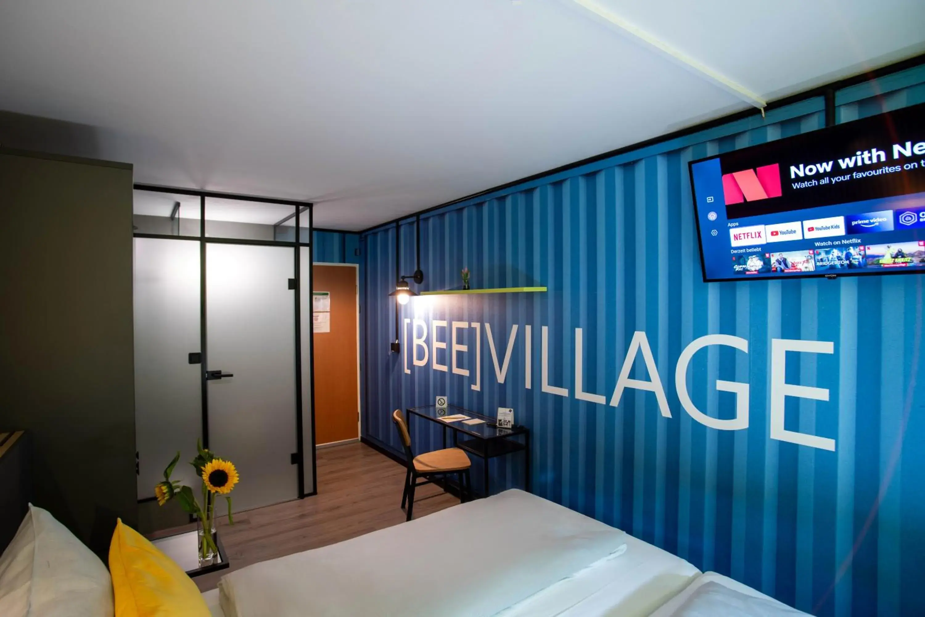 Double Room in BeeVillage Messehotel Hannover Laatzen Double Room in BeeVillage Messehotel Hannover Laatzen