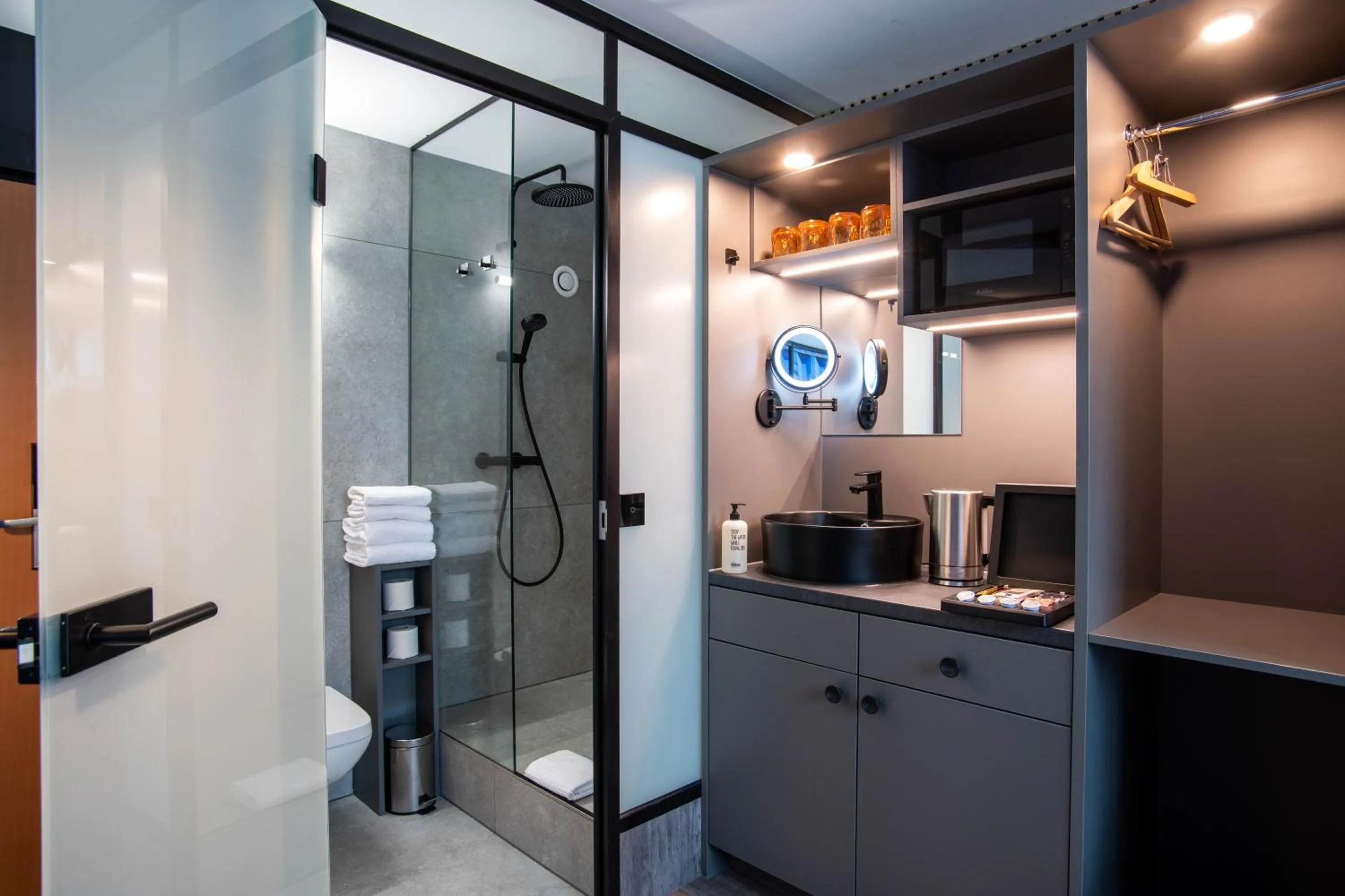 BeeVillage Messehotel Hannover Laatzen