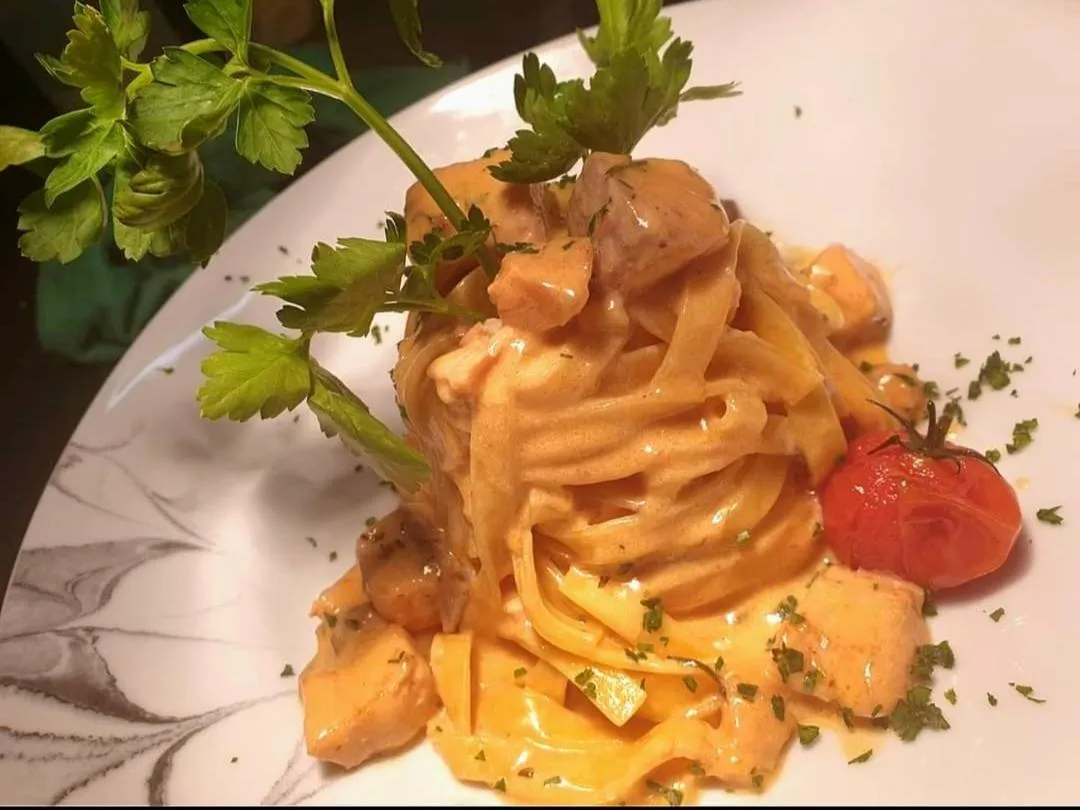 Food and drinks in Hotel Südlohner Hof - Ristorante Da Fabio