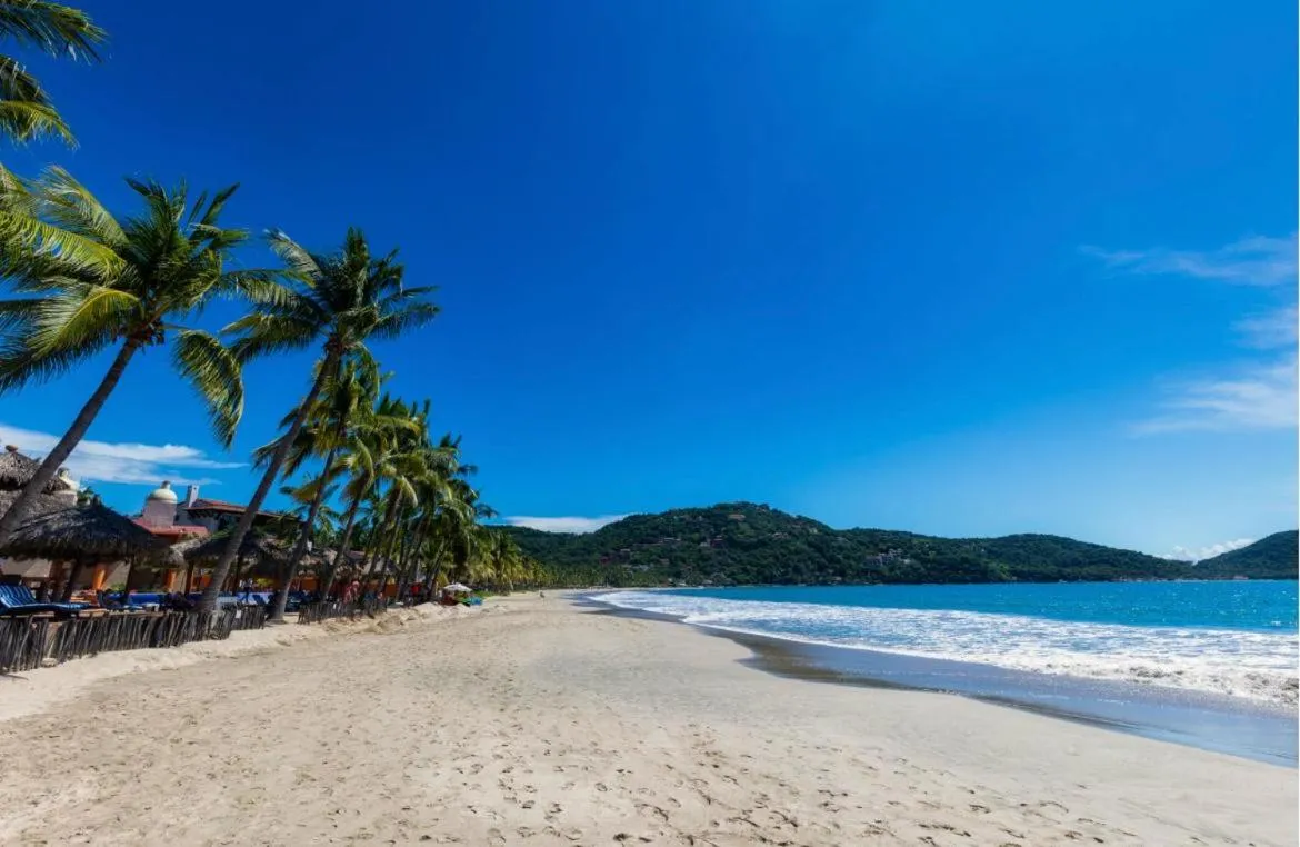 Beach in Fabuloso Hotel Las Vegas