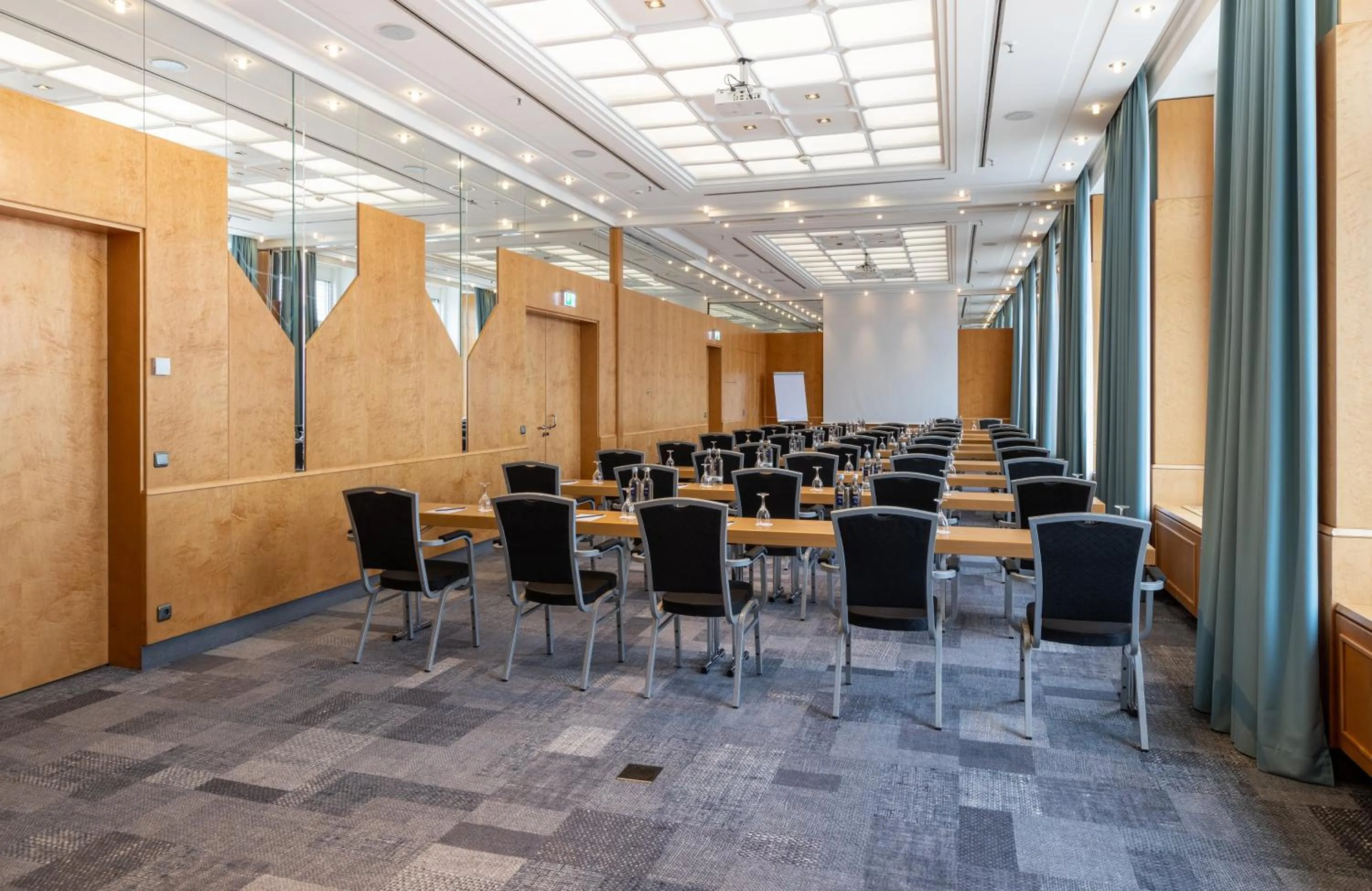 Meeting/conference room in NYX Hotel Erfurt by Leonardo Hotels