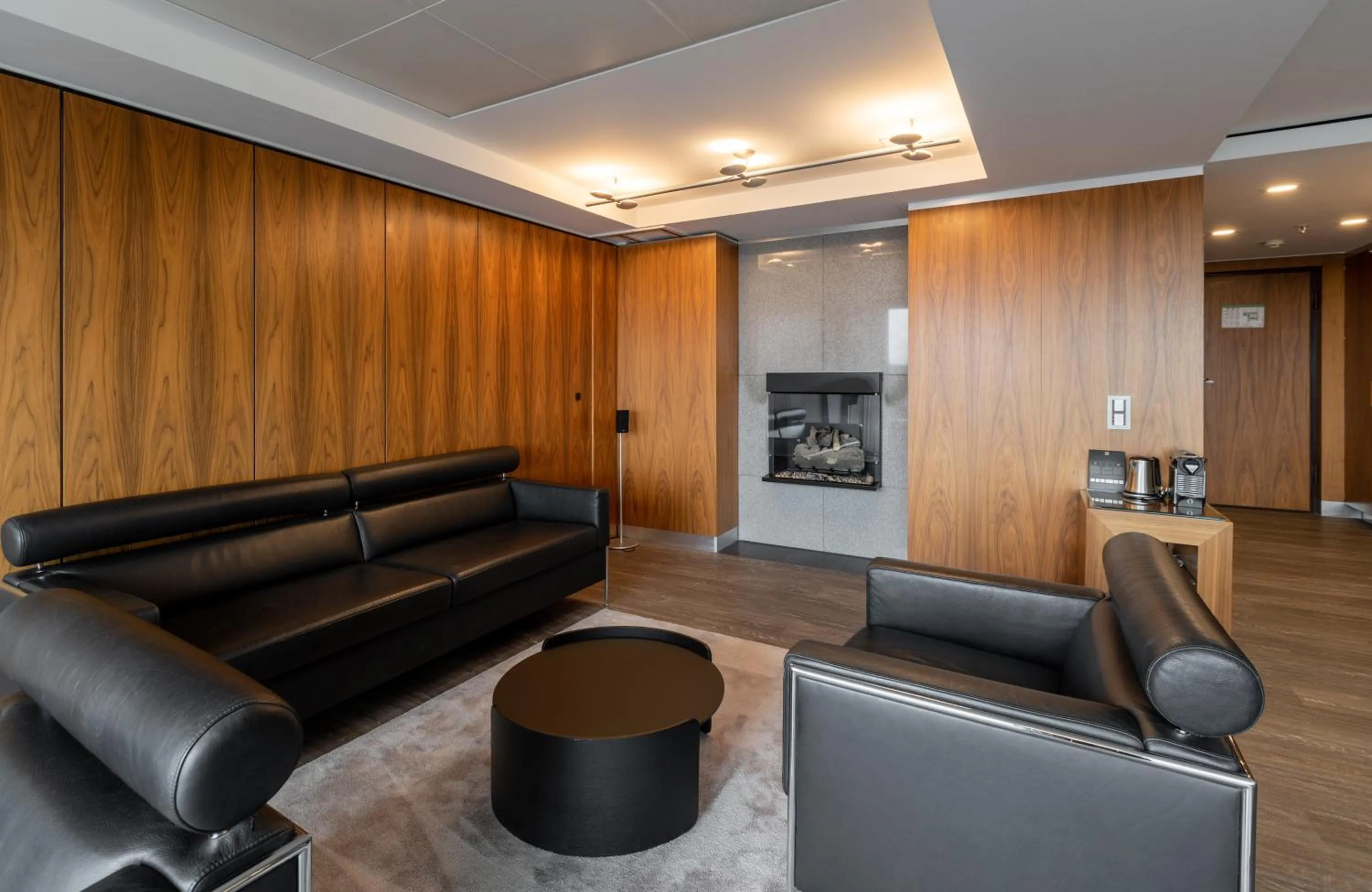 Seating area in NYX Hotel Erfurt by Leonardo Hotels