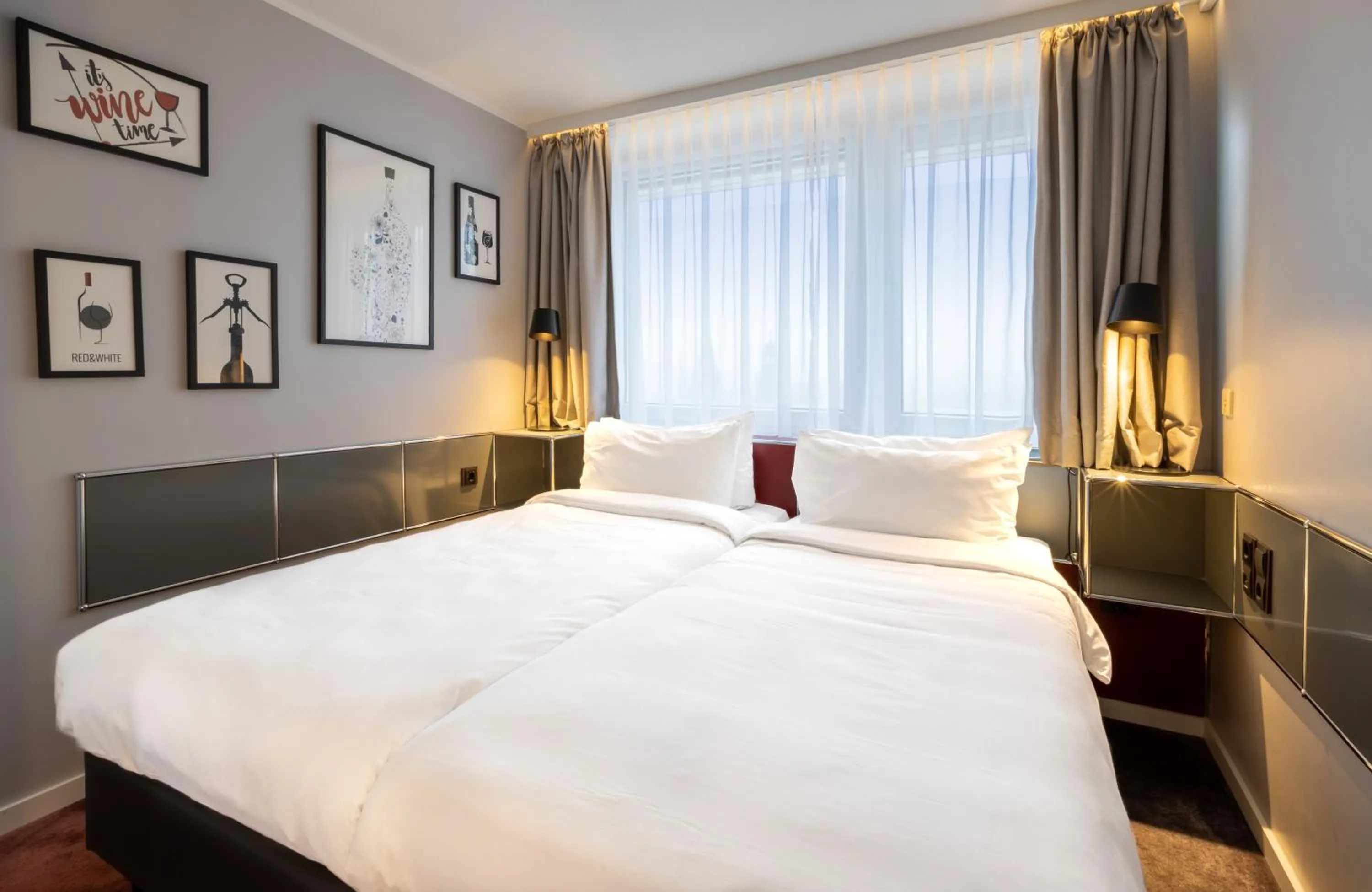 Bed in NYX Hotel Erfurt by Leonardo Hotels