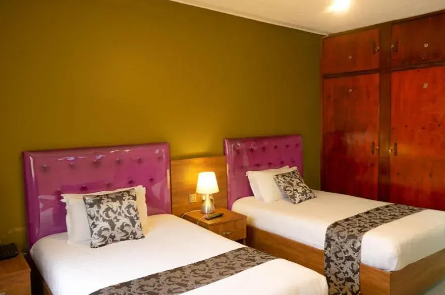 Deluxe Twin Room in SamWeb Bed and Breakfast Deluxe Twin Room in SamWeb Bed and Breakfast