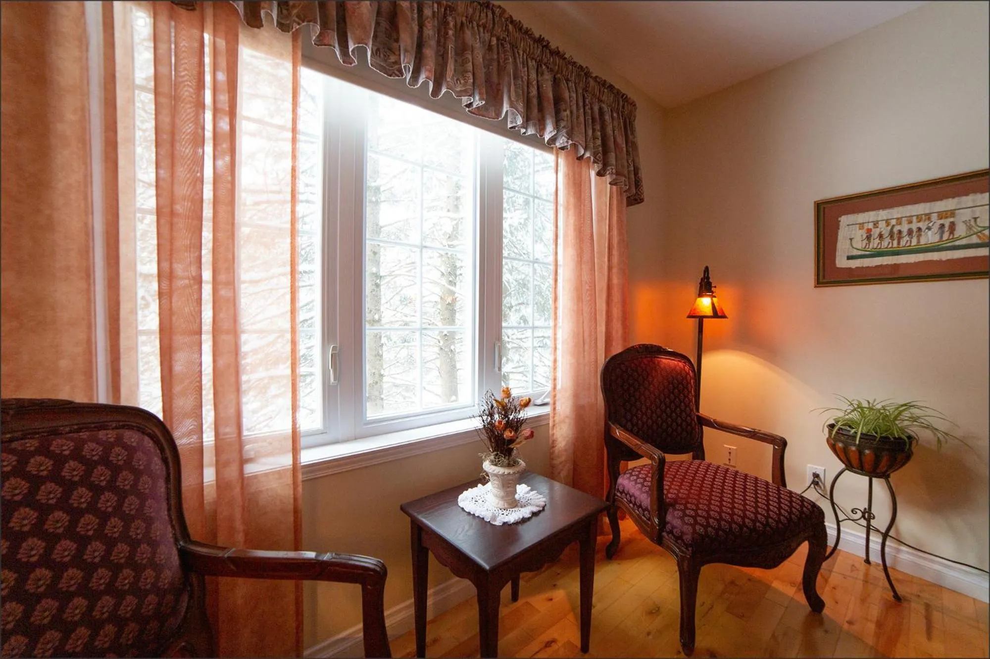 Photo of the whole room, Seating Area in Au coeur de Saint-Sauveur