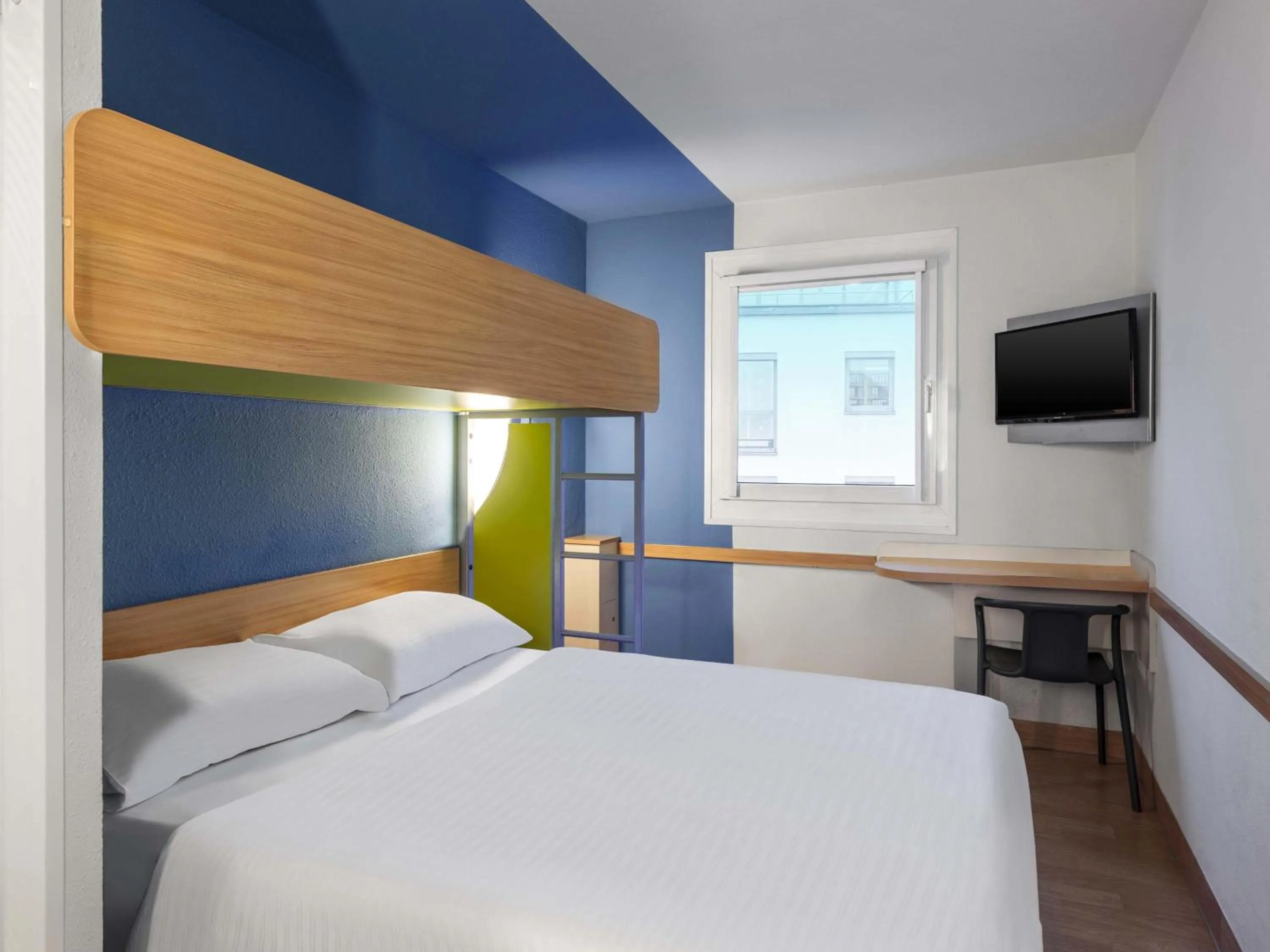 Bed in B&B HOTEL Willich