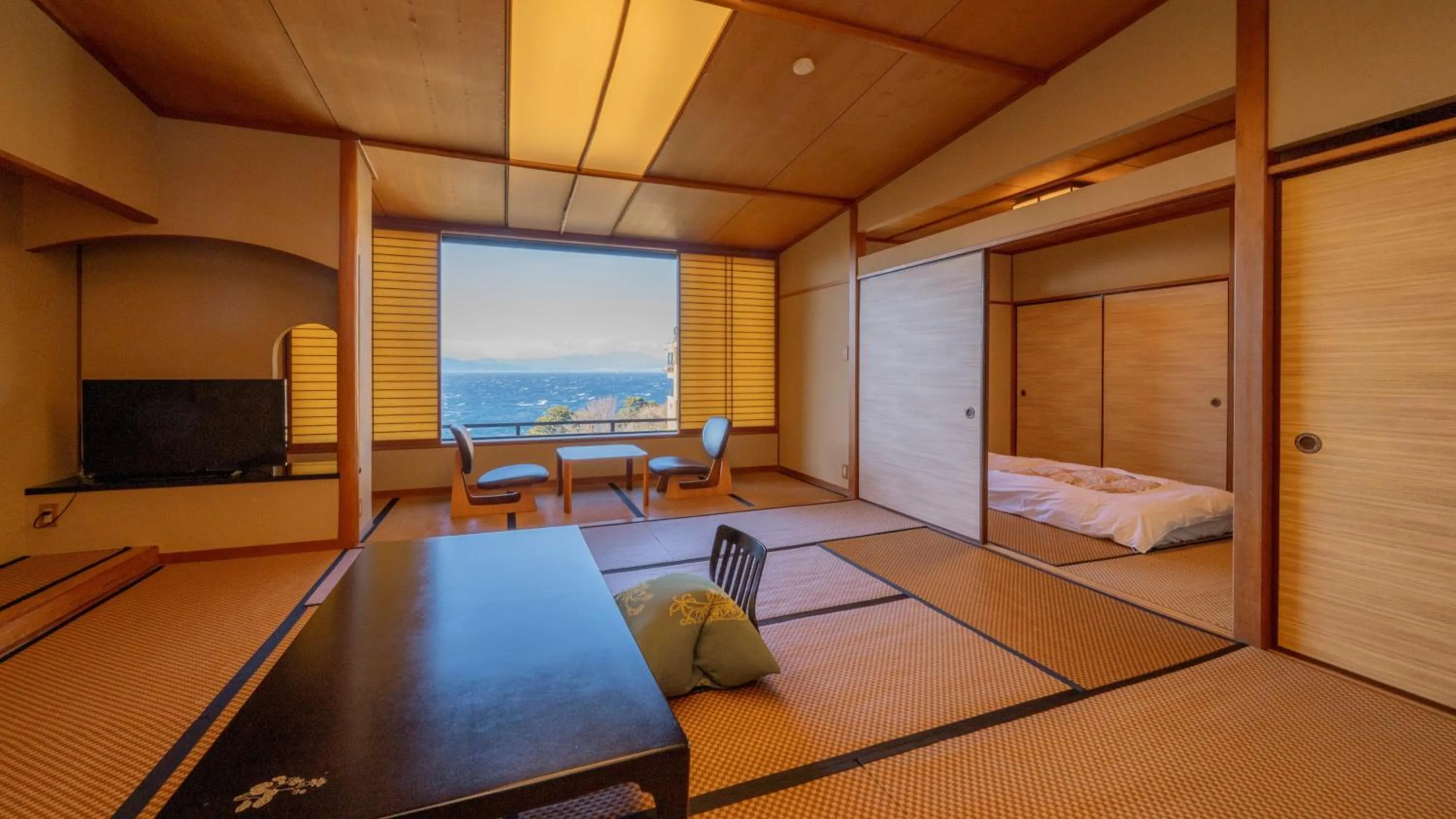 Photo of the whole room, Bed in Nishiizu Koyoi