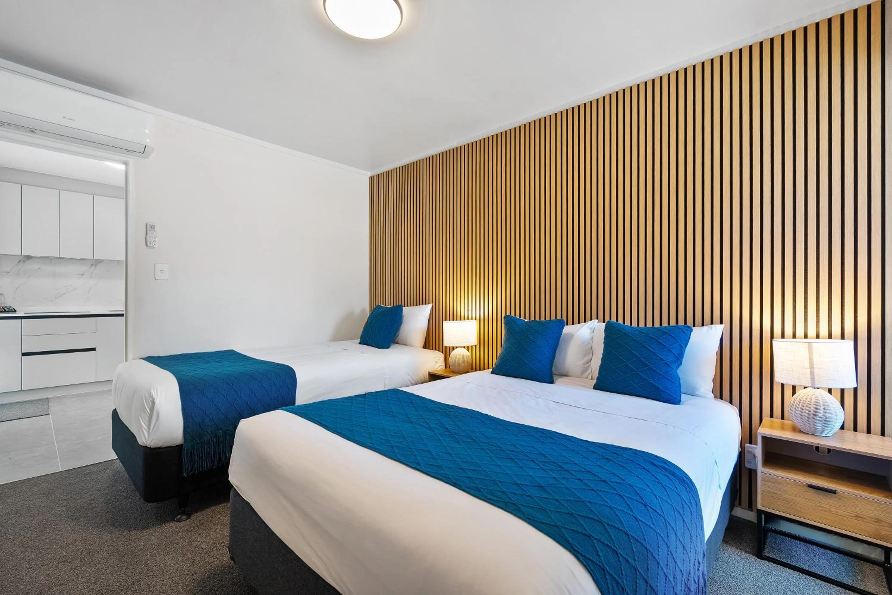 Bedroom, Bed in Summer Inn Motel - Newly Renovated