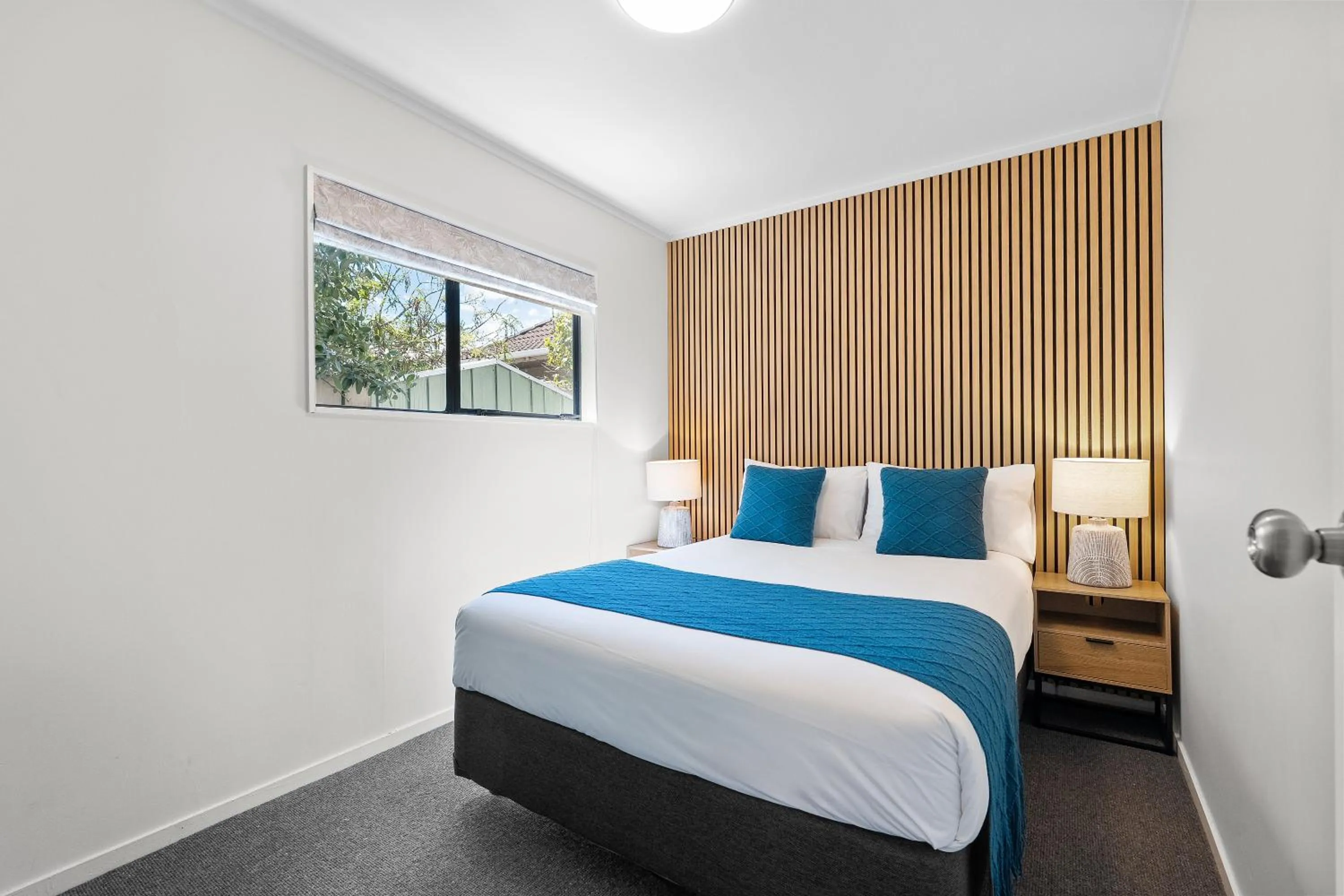 Bedroom, Bed in Summer Inn Motel - Newly Renovated