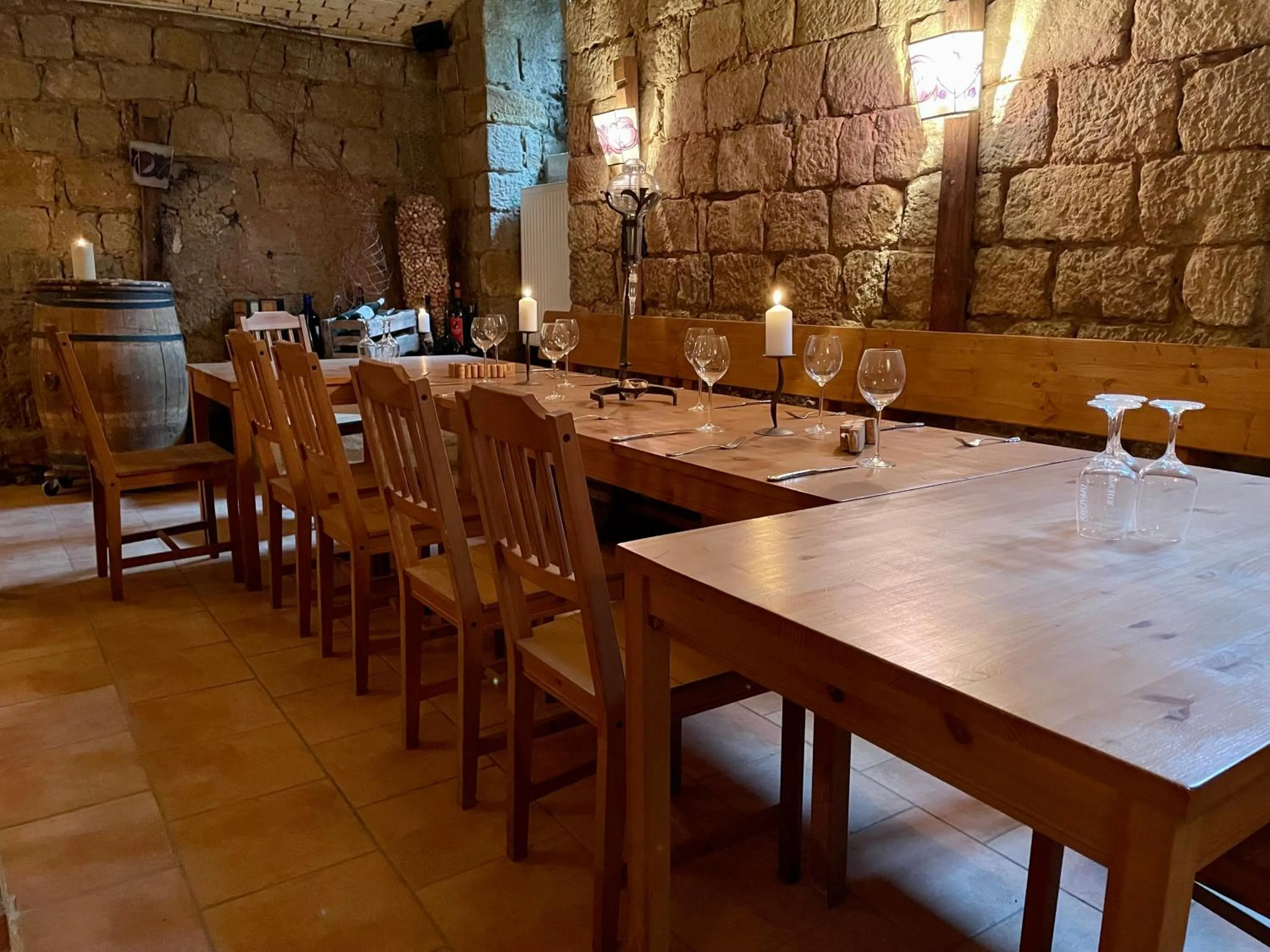 Restaurant/places to eat in MUSTANG INN am Großen Garten