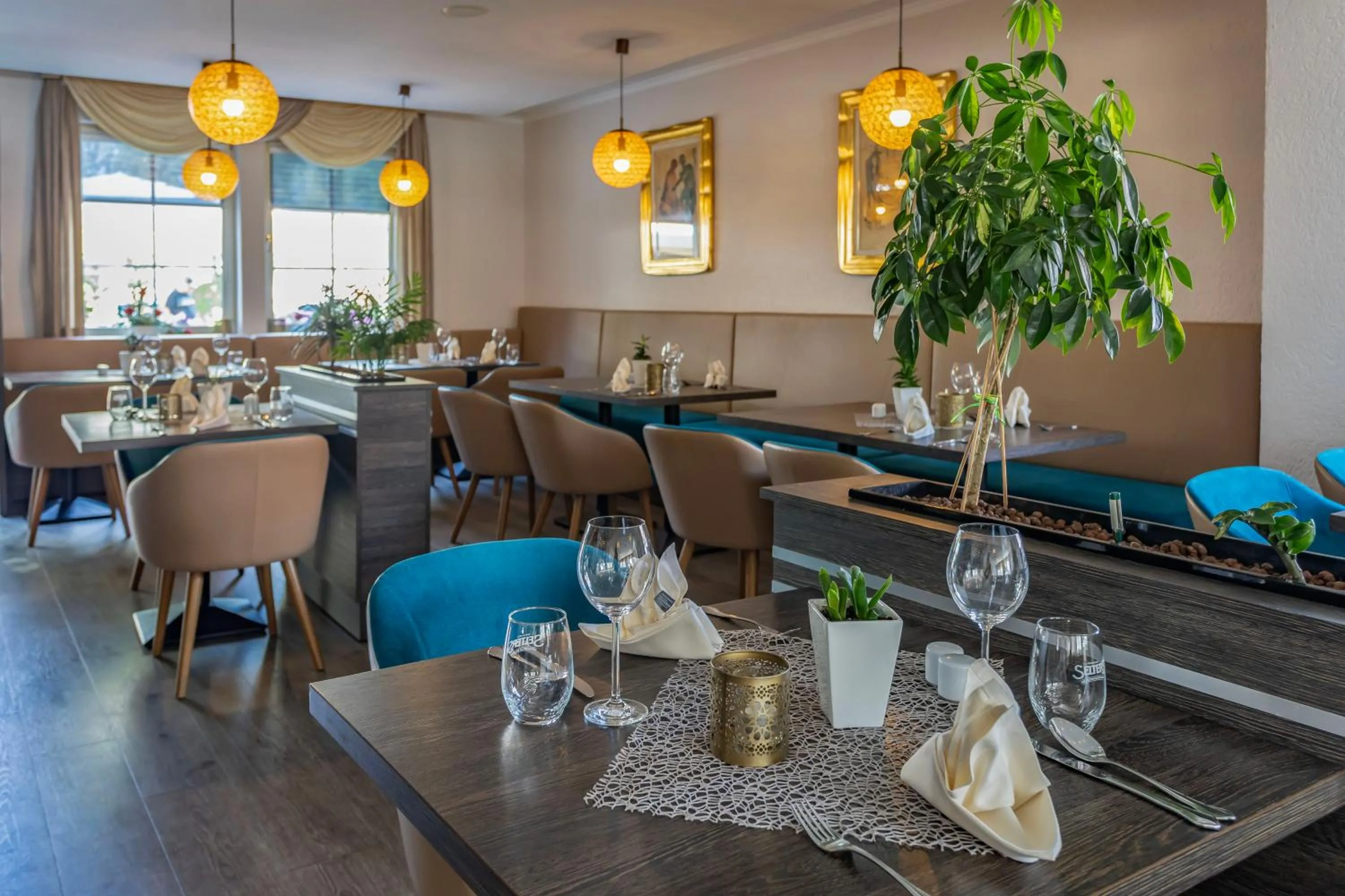 Restaurant/places to eat in Hotel ELBRIVERA Alt Prester