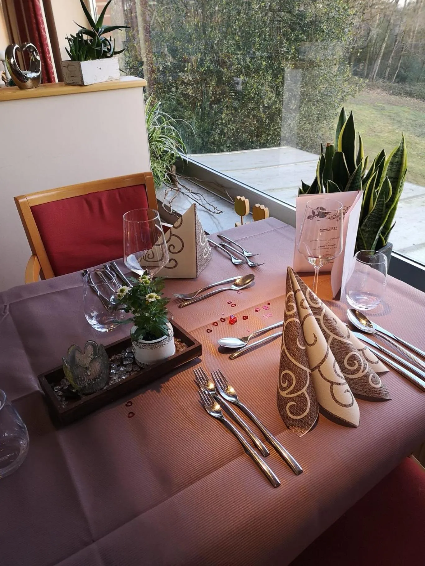 Restaurant/places to eat in Berghotel Hohe Mark