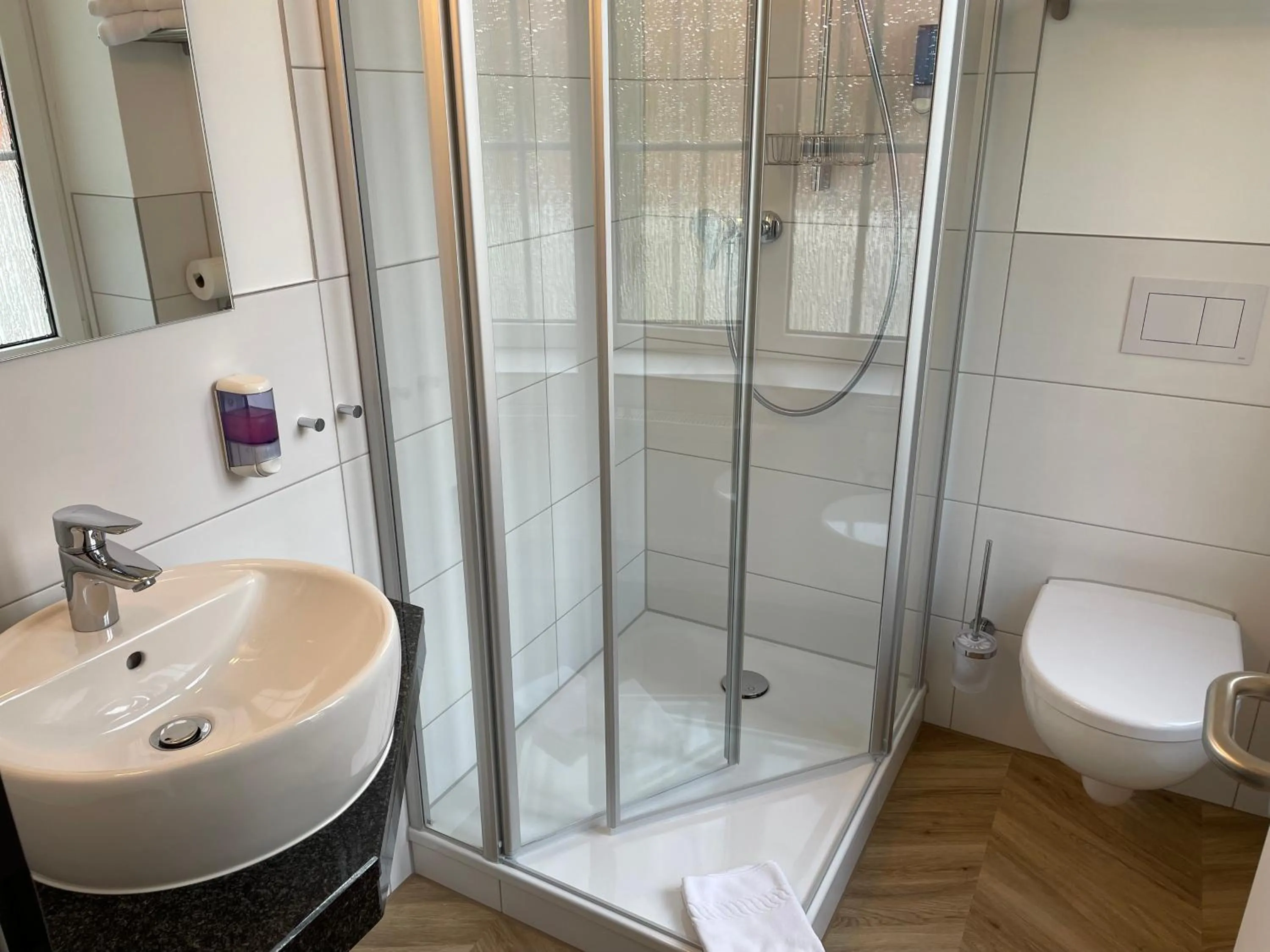 Bathroom in Dom Hotel