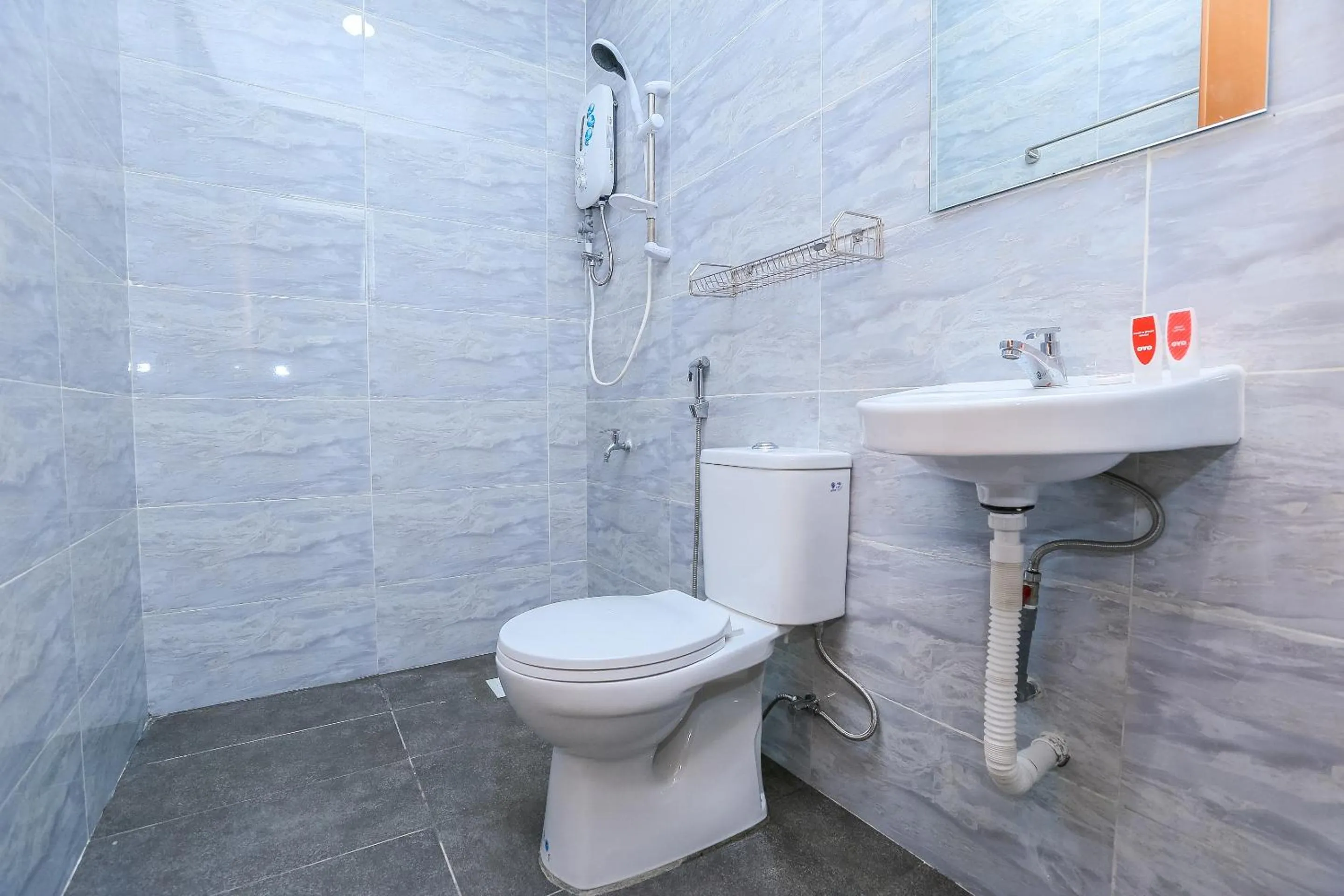 Bathroom in Hotel O Roselyn Inn