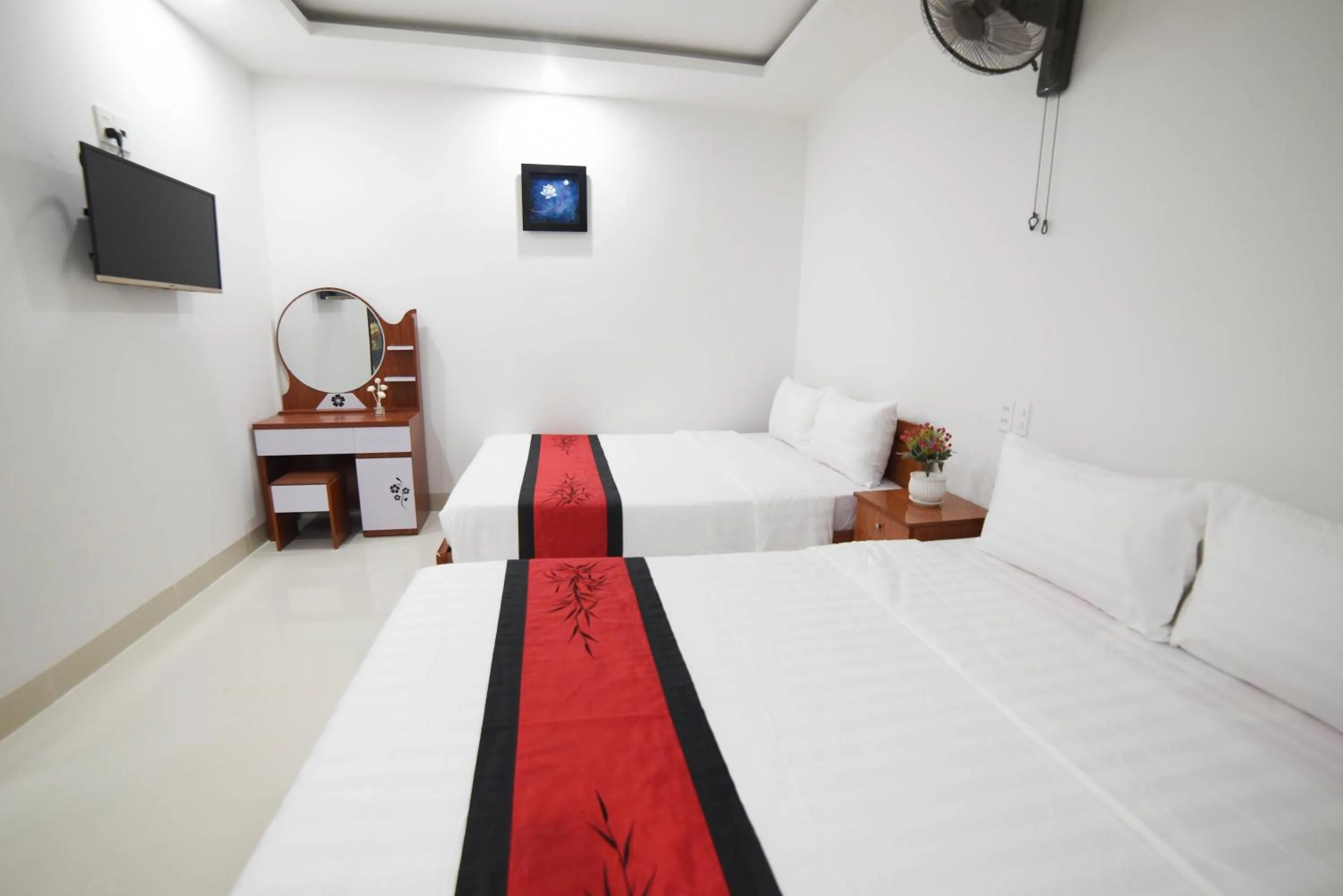 Bed in Asean Garden Homestay Hue