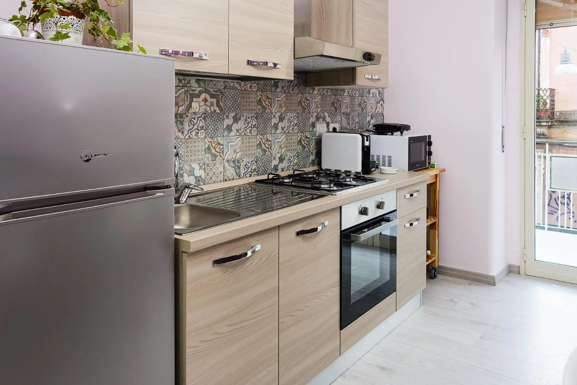 Kitchen or kitchenette in Fantastic Dream