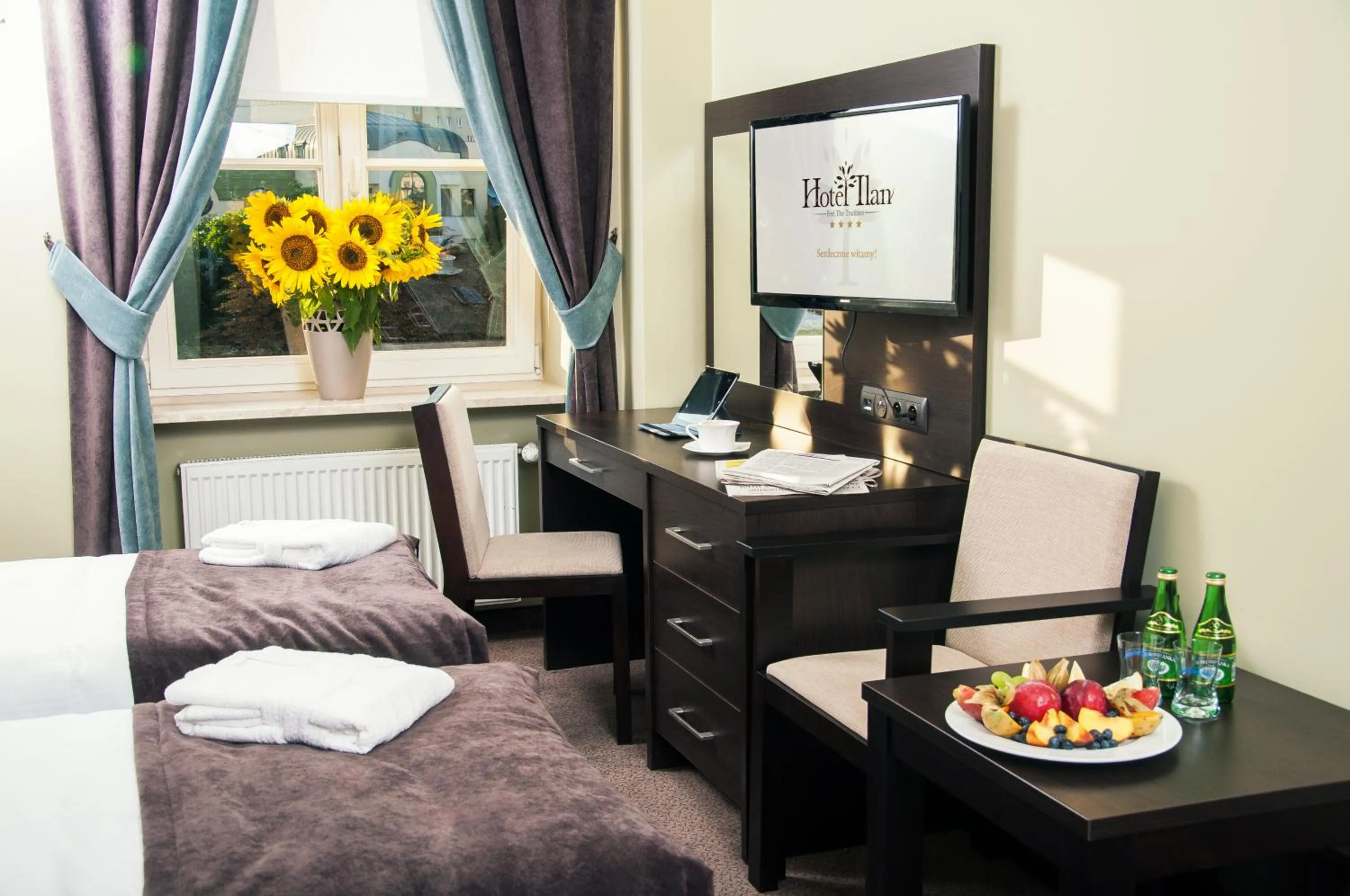 TV and multimedia, Bed in Hotel Ilan