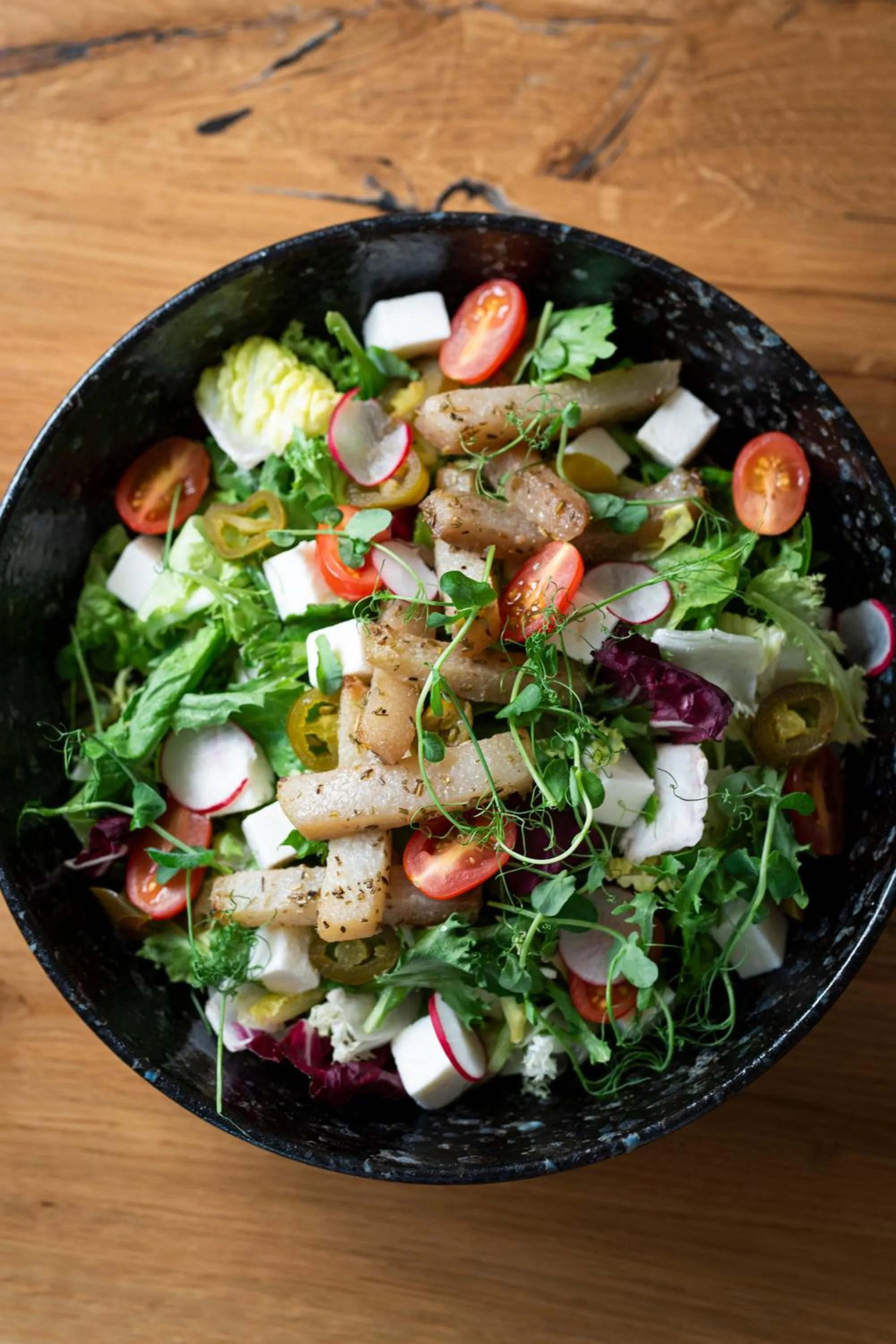 Food and drinks in Hotel Ilan