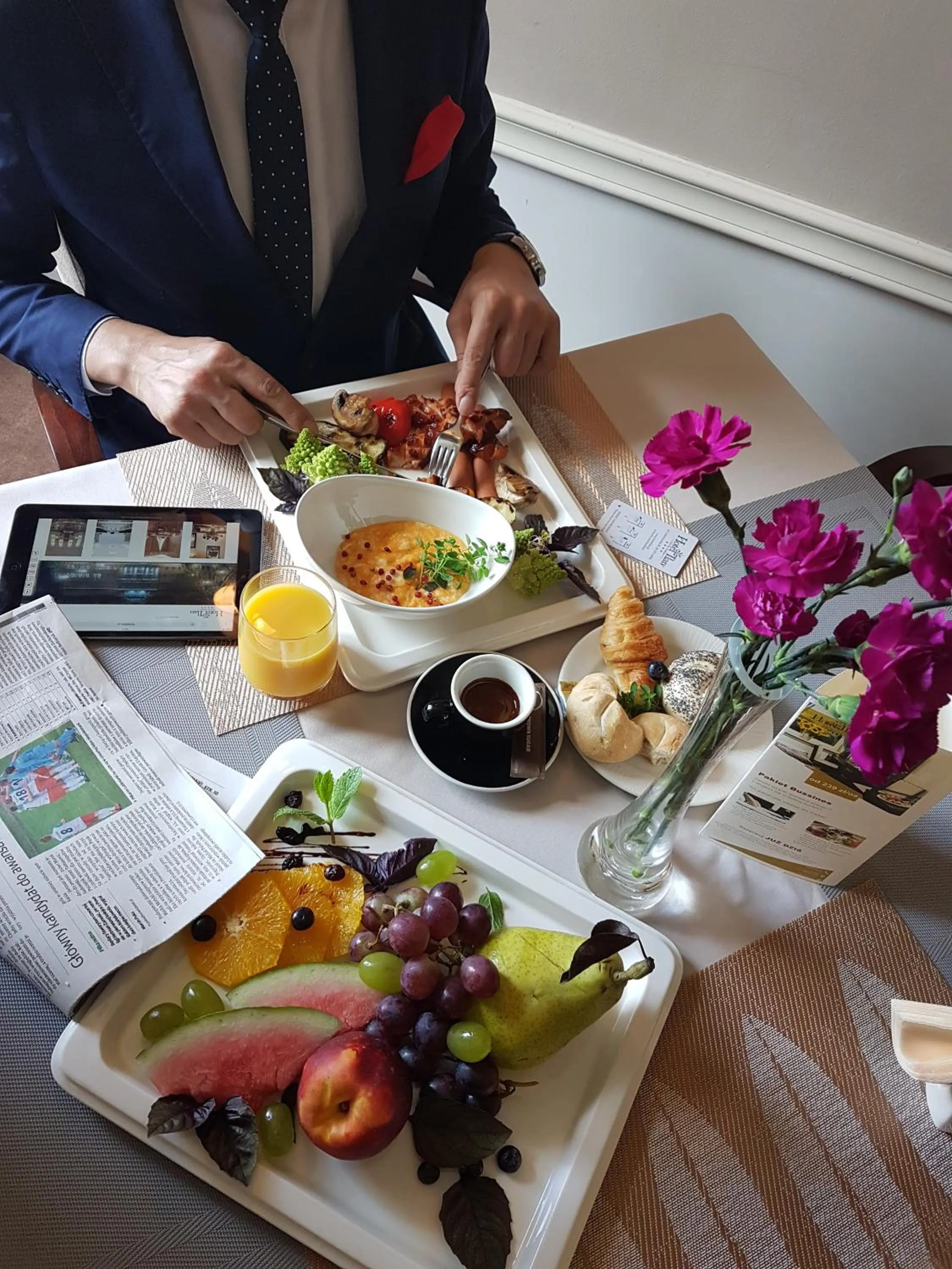 Food and drinks in Hotel Ilan