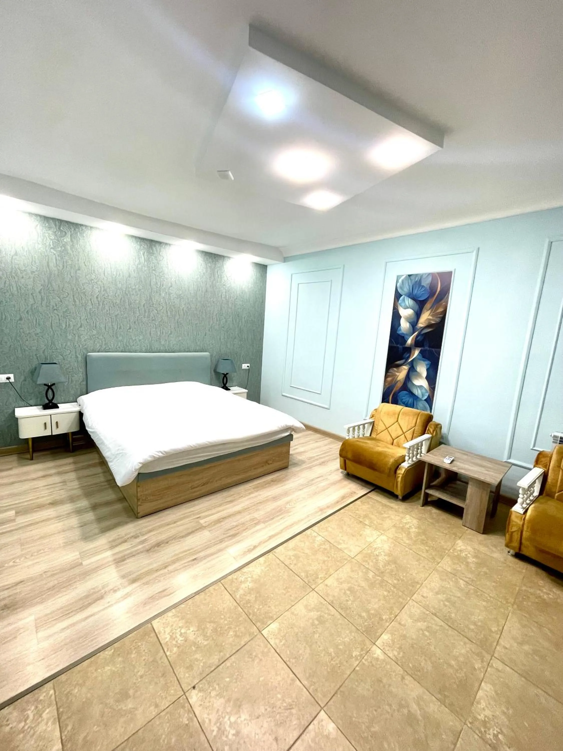 Bed in Santorini Hotel & Hostel