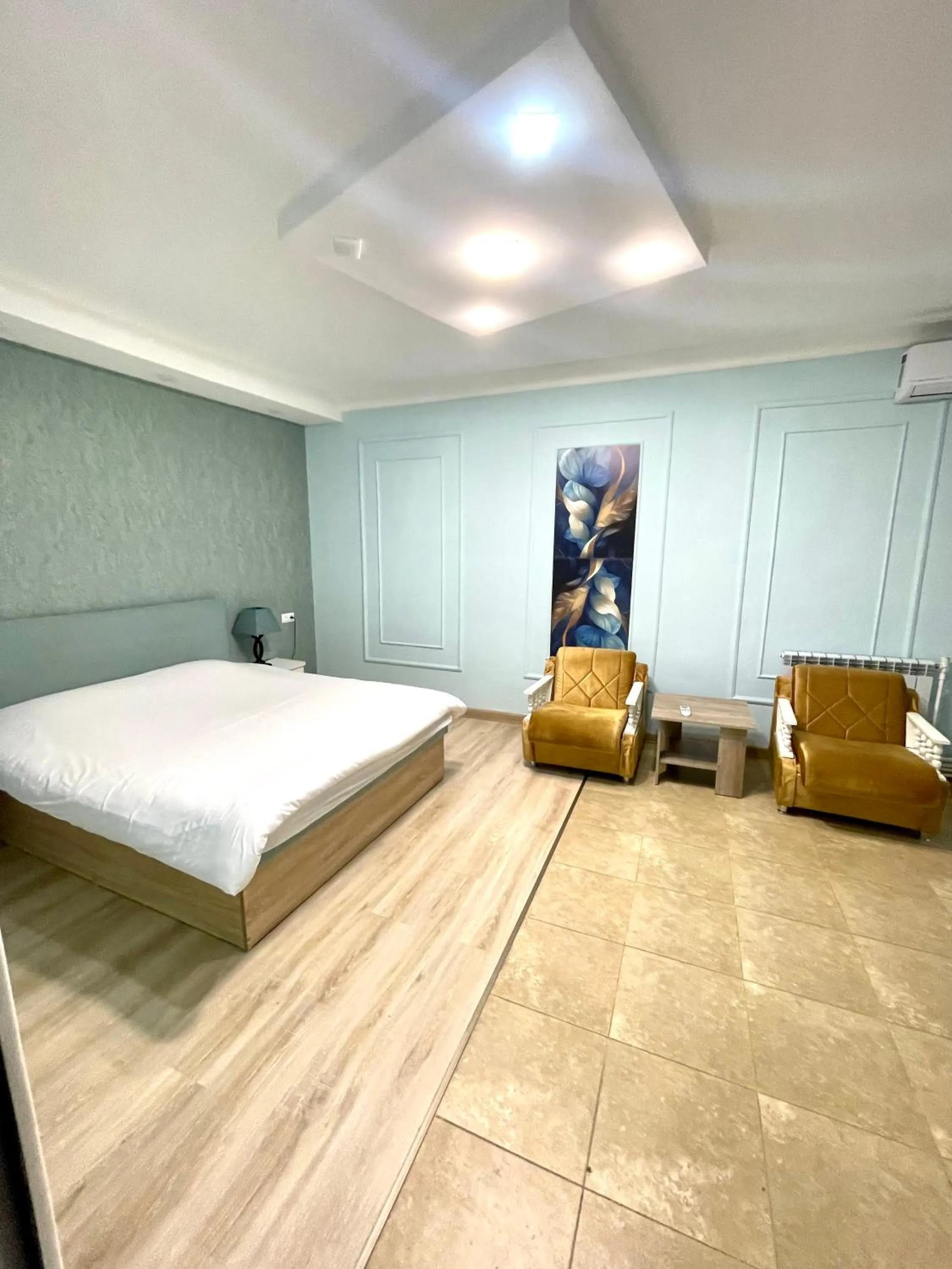 Bed in Santorini Hotel & Hostel