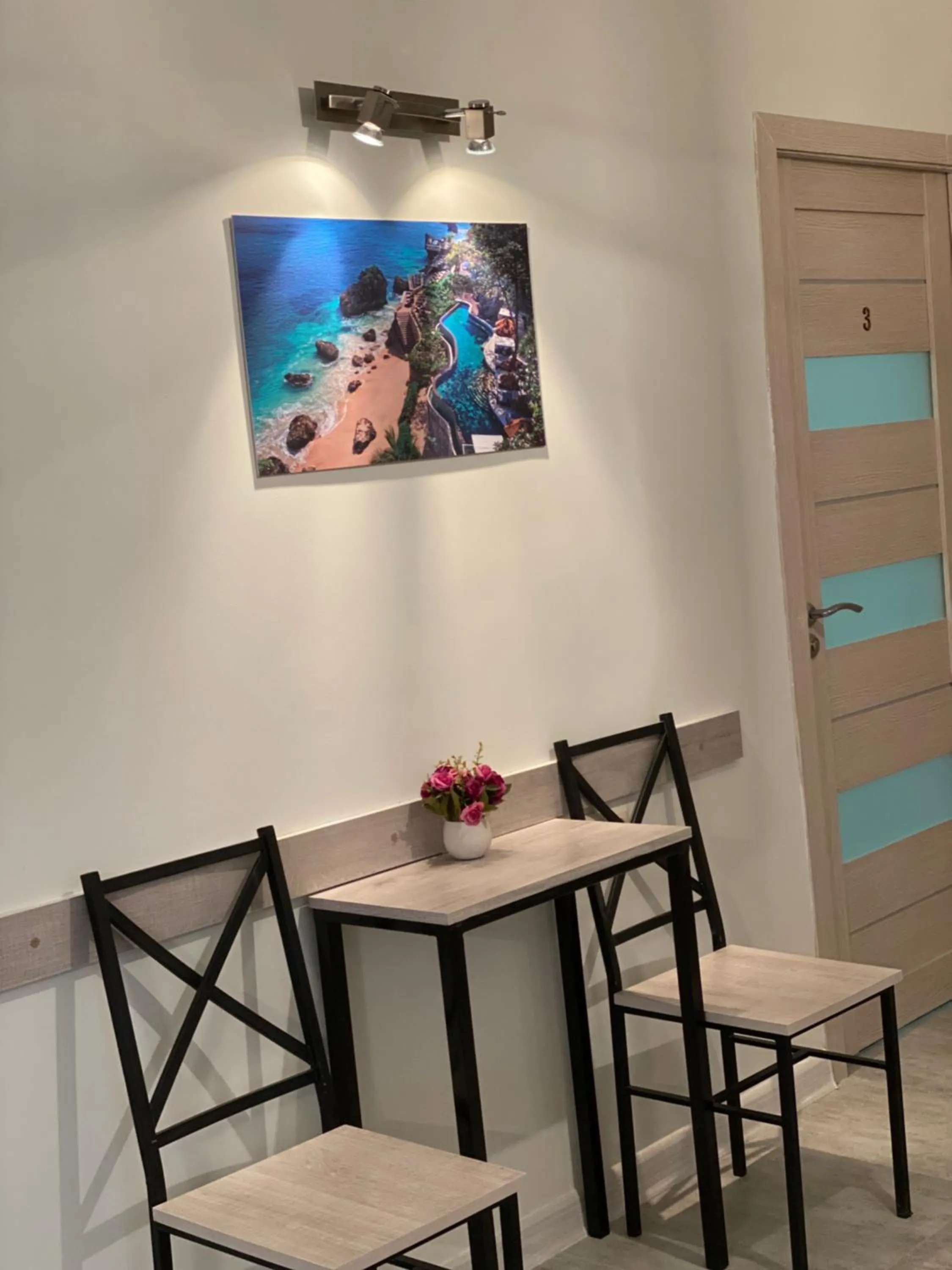 Seating area in Santorini Hotel & Hostel