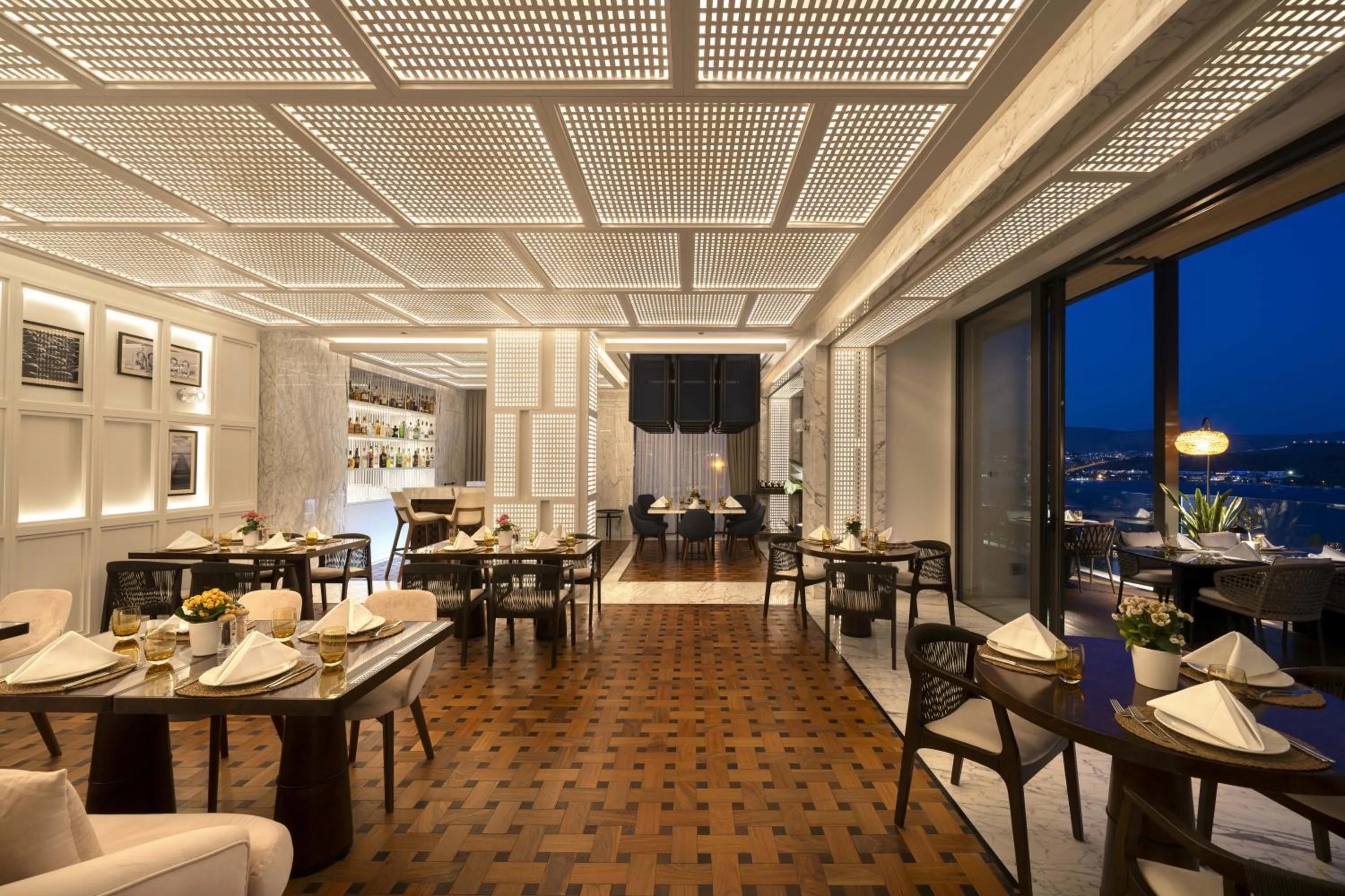 Restaurant/places to eat in Kaya Palazzo Resort & Residences Le Chic Bodrum
