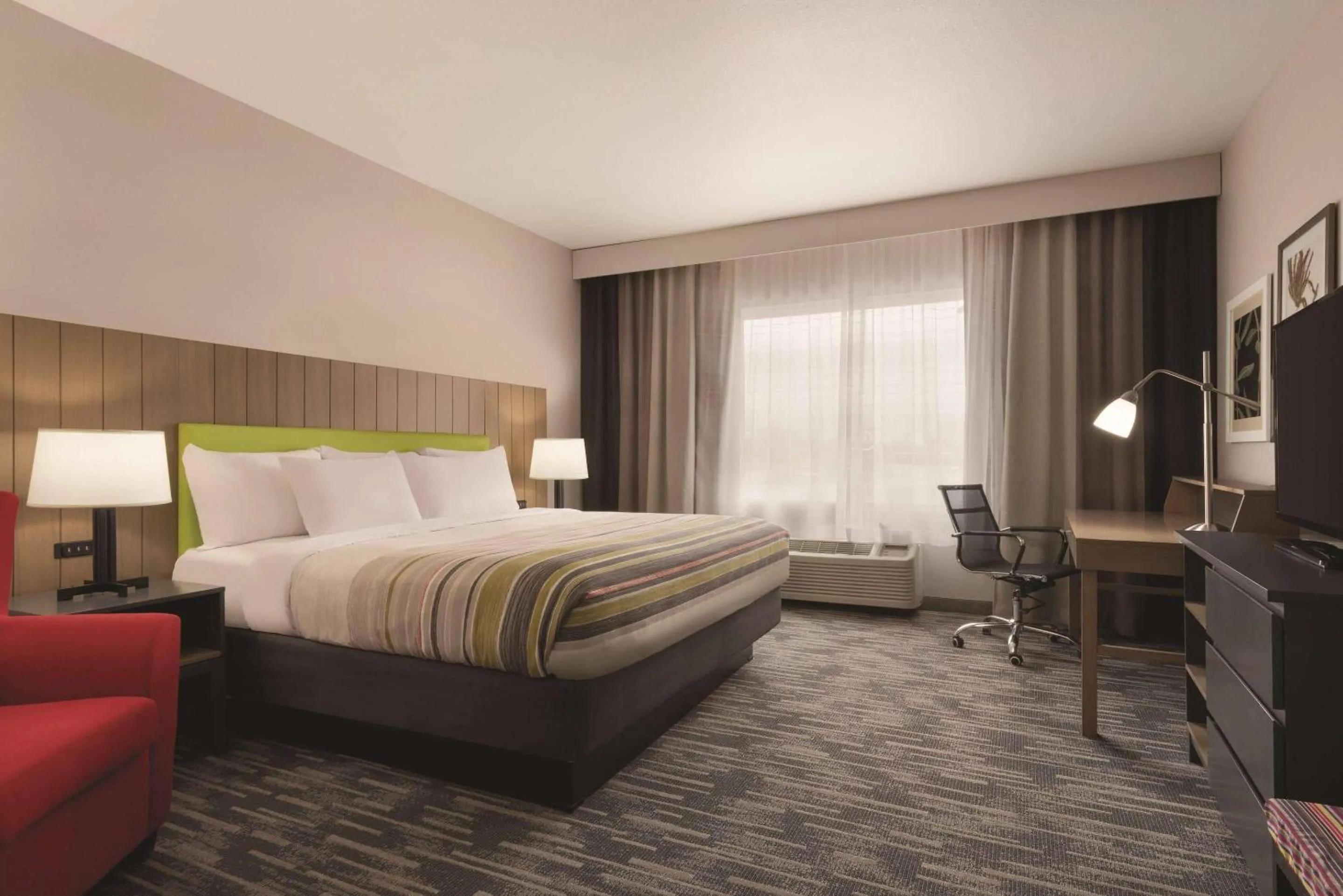 Bedroom, Bed in Country Inn & Suites by Radisson, Oklahoma City - Bricktown, OK