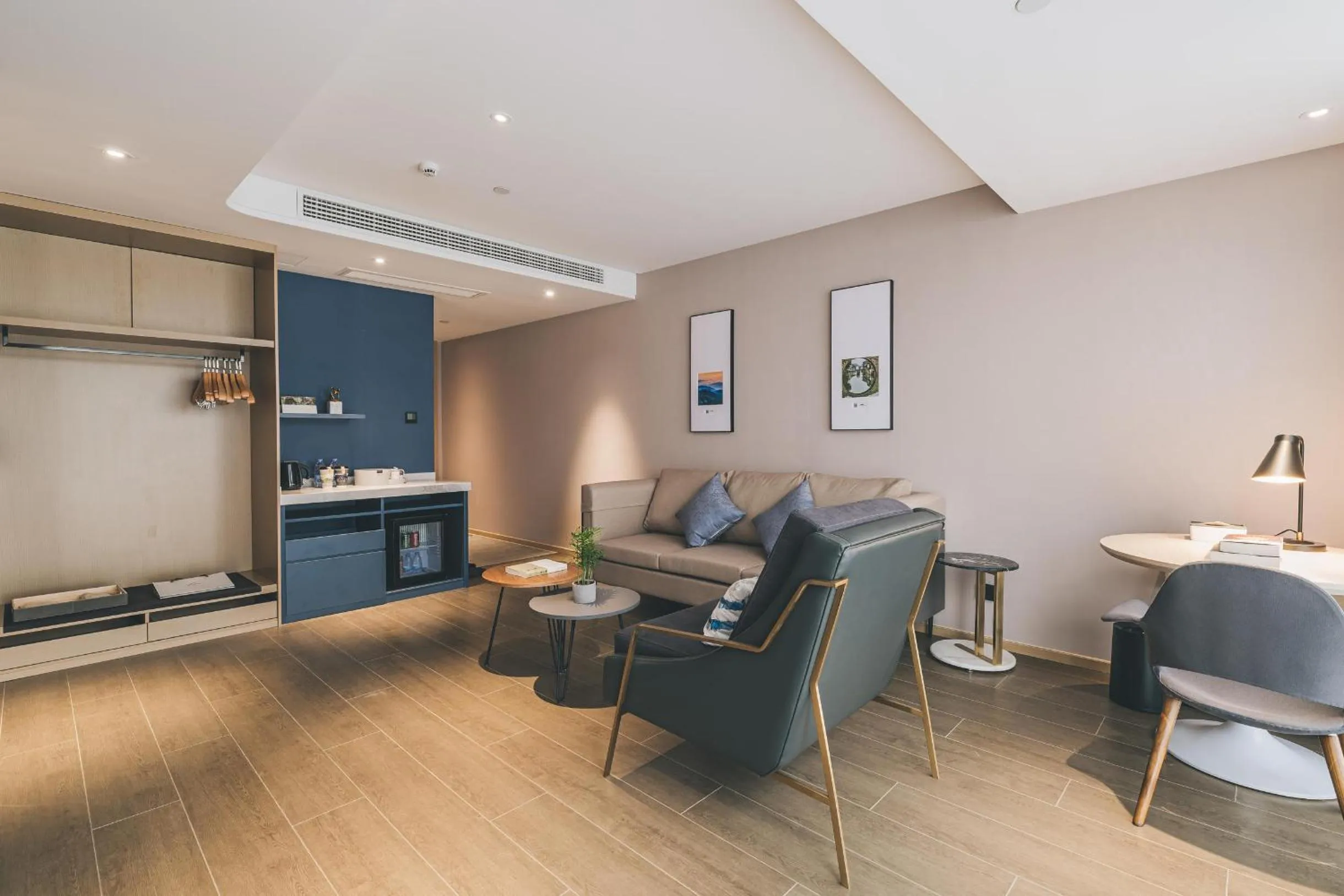 Atour Hotel Huzhou Dongwu