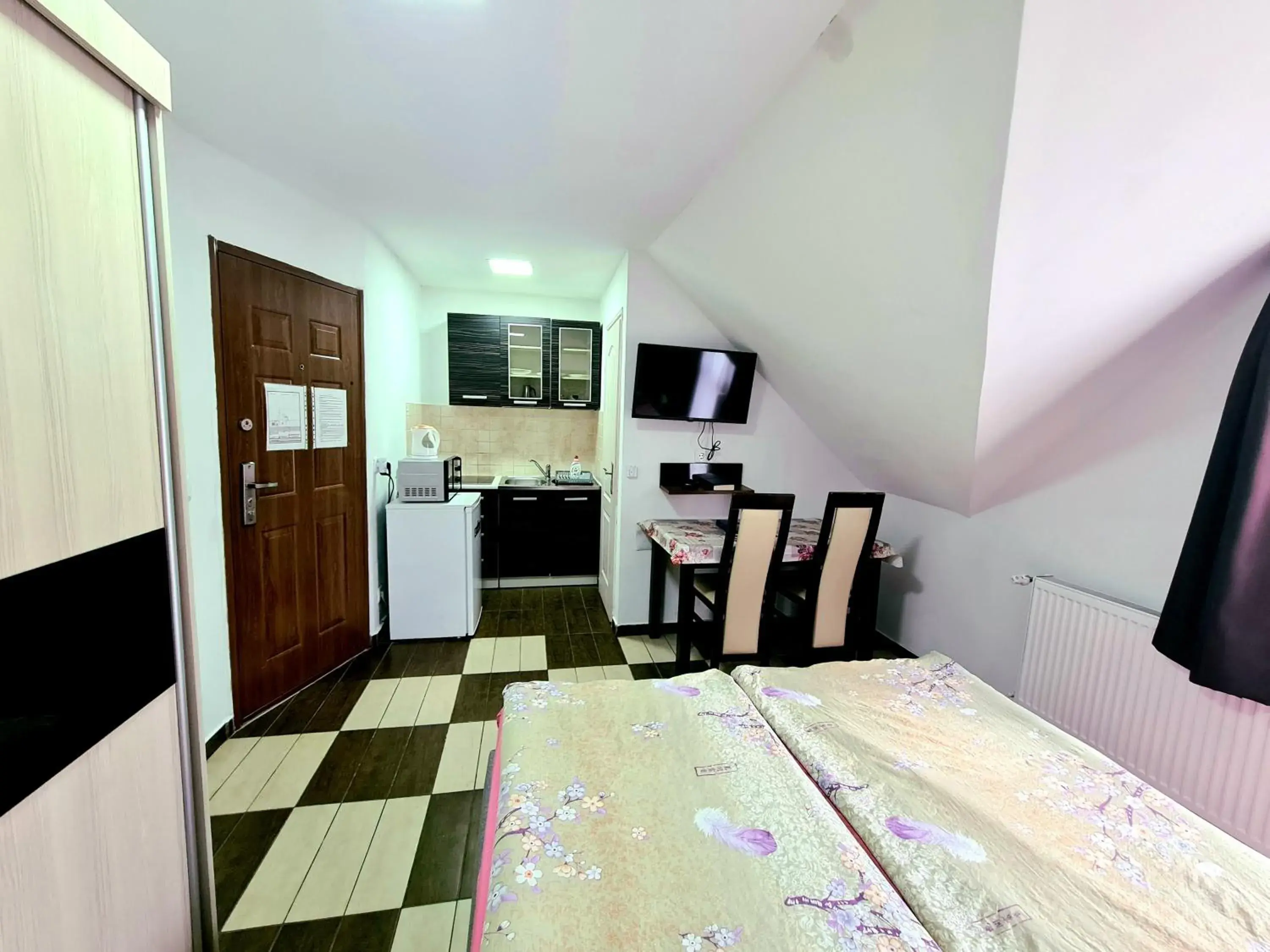 Studio with Balcony - single occupancy in Marika Apartman Sopron Studio with Balcony - single occupancy in Marika Apartman Sopron