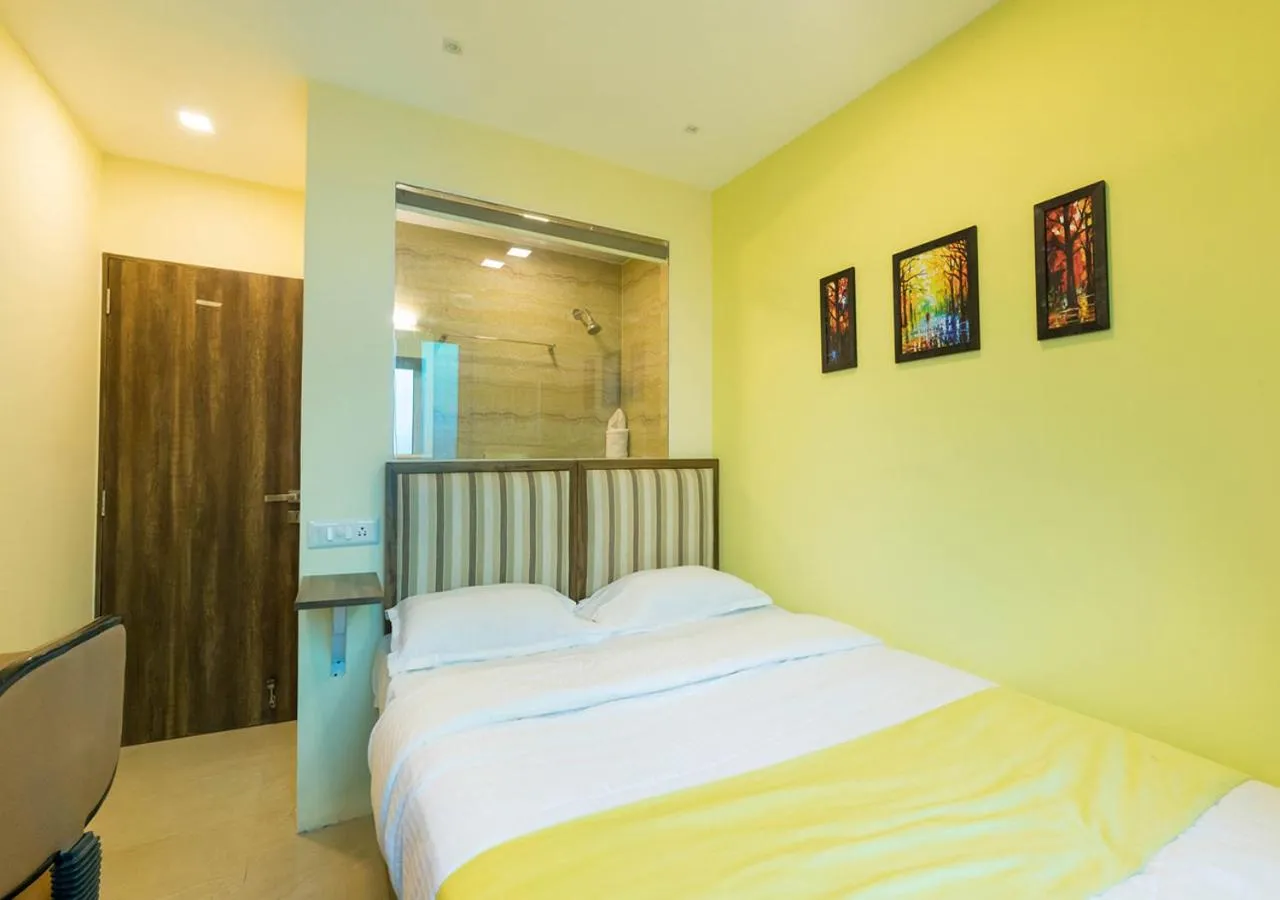 Bed in Hotel New Sky Palace Residency- Near International Airport Andheri East