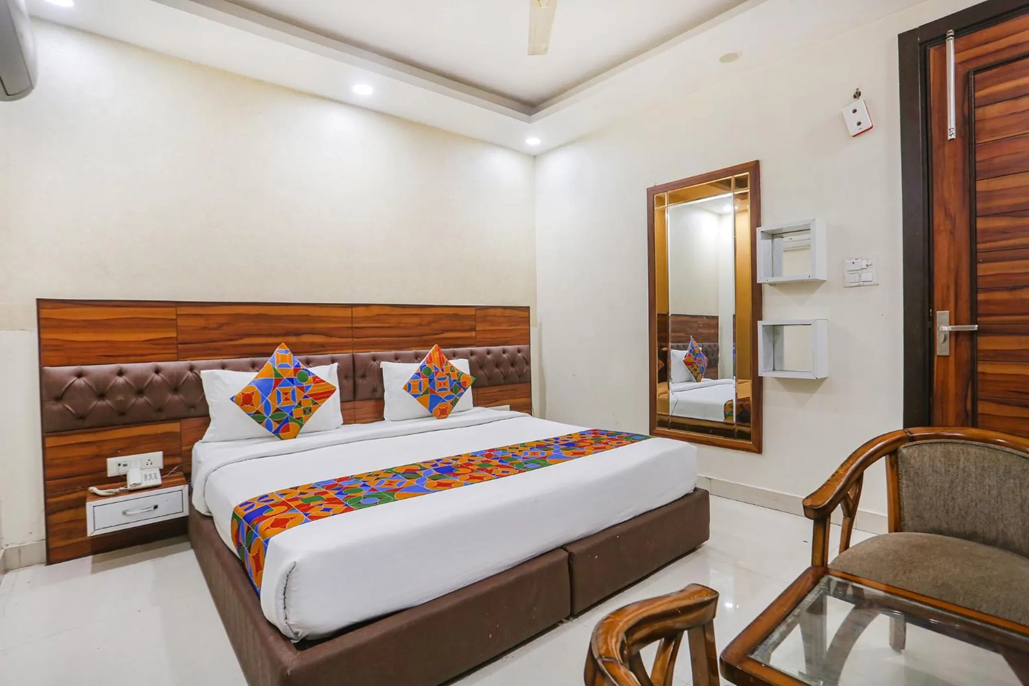 FabHotel Gold Inn - Janakpuri