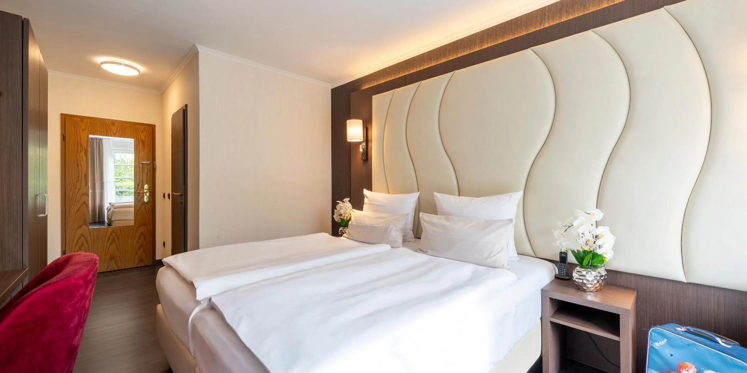 Bed in Best Western Hotel Schmoeker-Hof