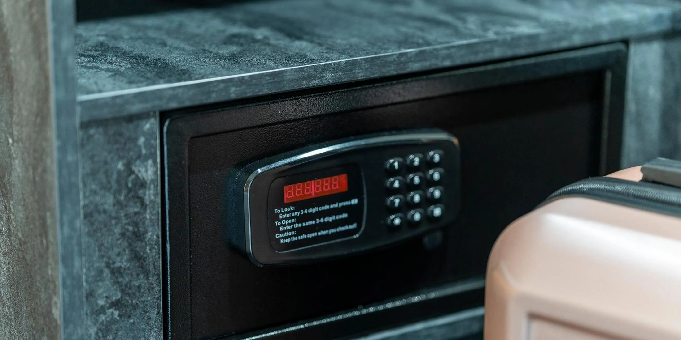 safe in Best Western Hotel Schmoeker-Hof