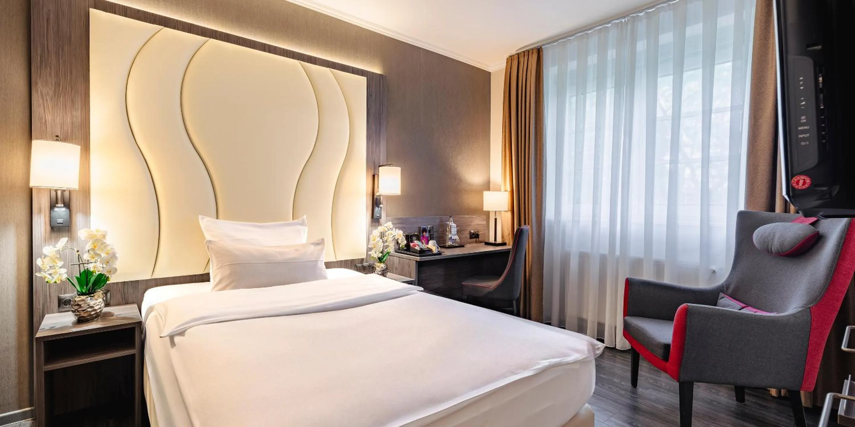 Bed in Best Western Hotel Schmoeker-Hof