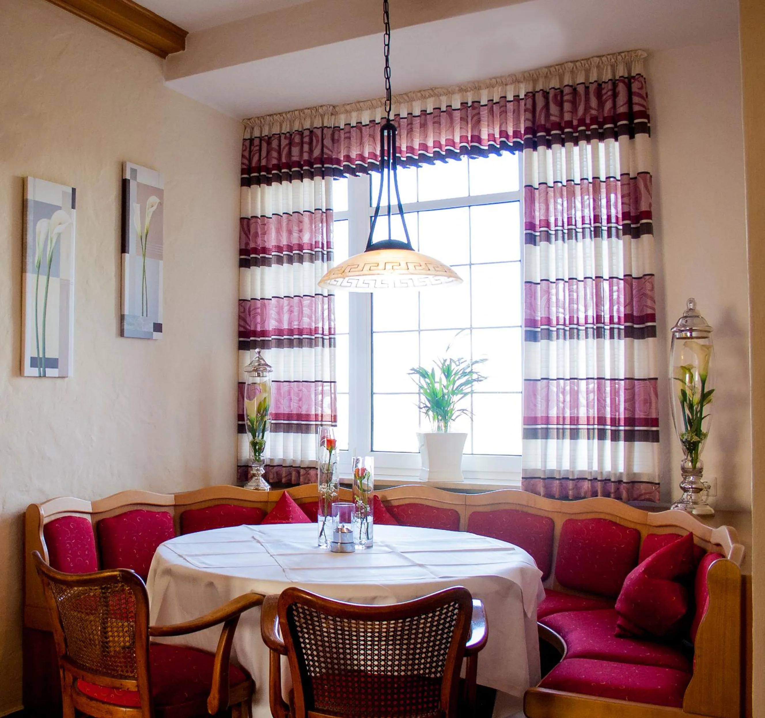 Restaurant/places to eat in Hotel Restaurant Bergeshöhe