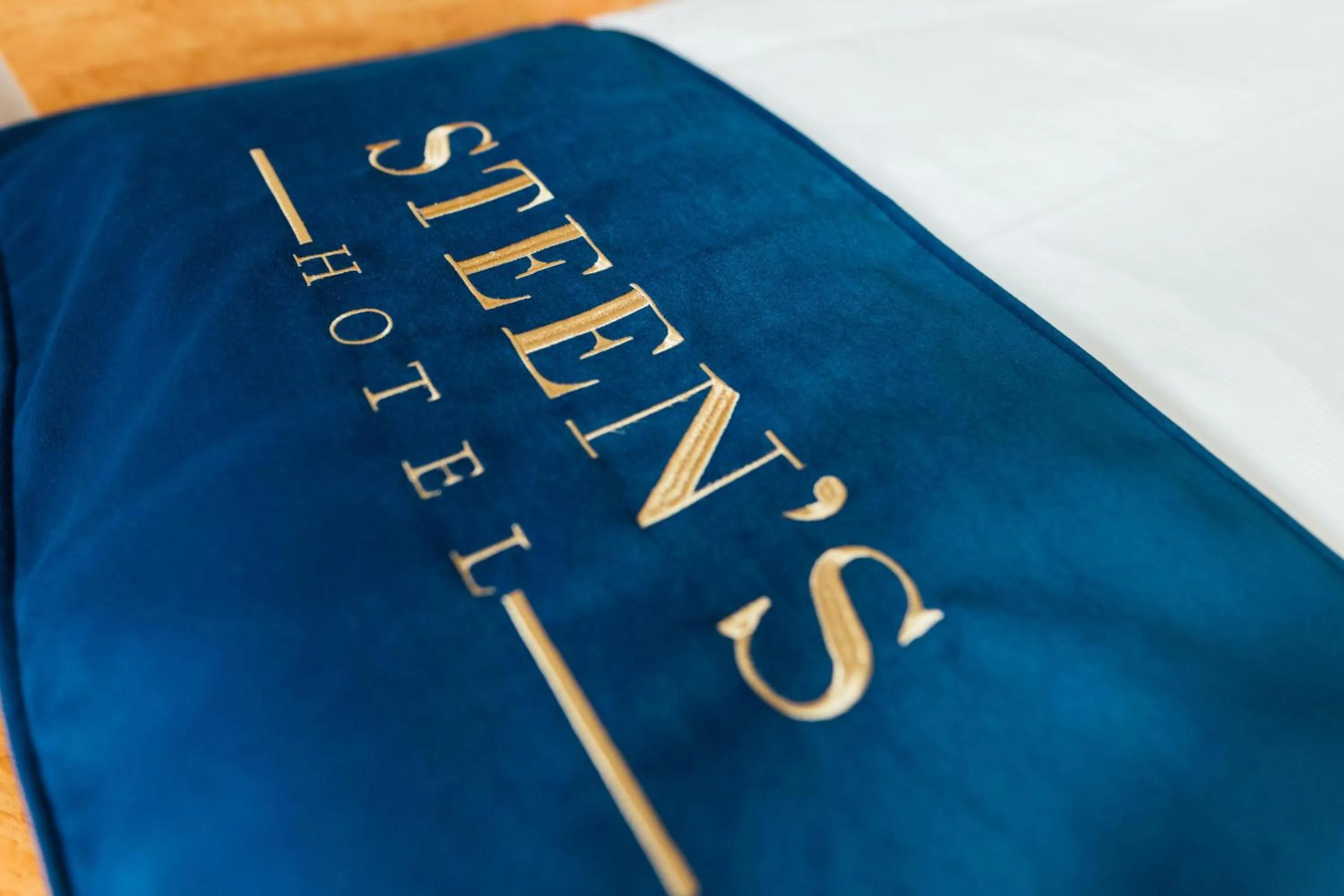 Bed in Steens Hotel Alster City