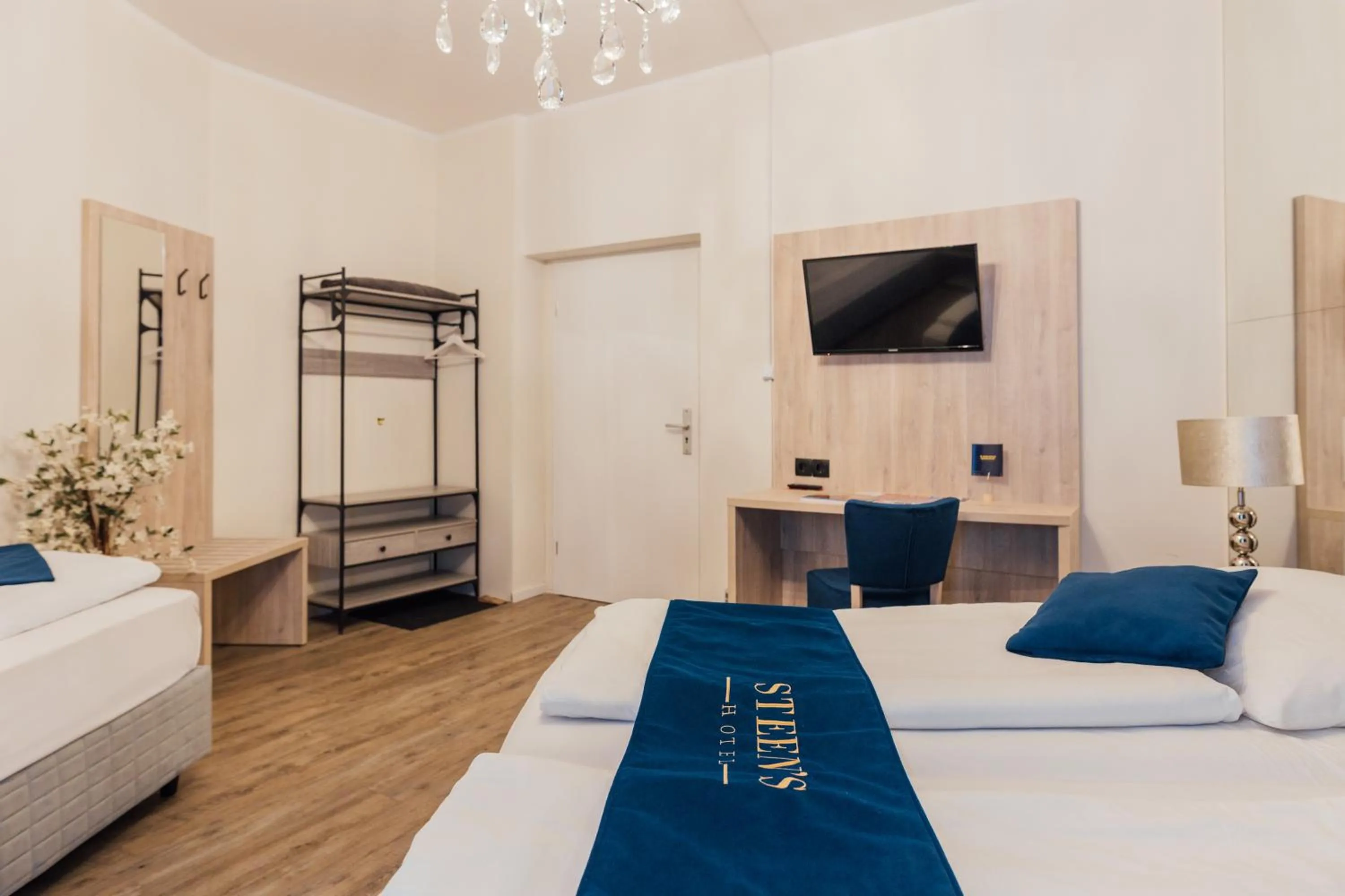 Bed in Steens Hotel Alster City