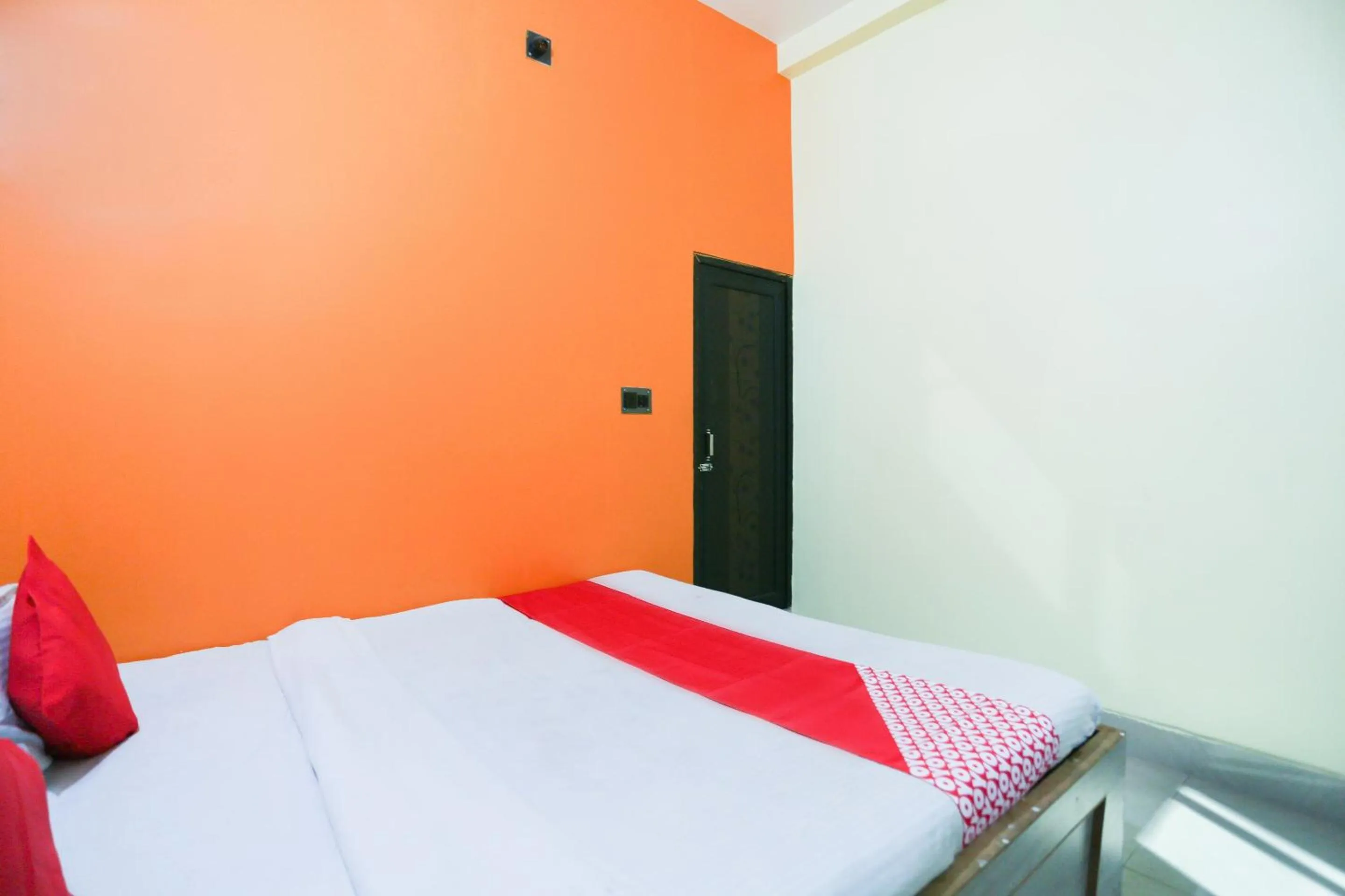 Bedroom in Hotel O Vatika Hotel