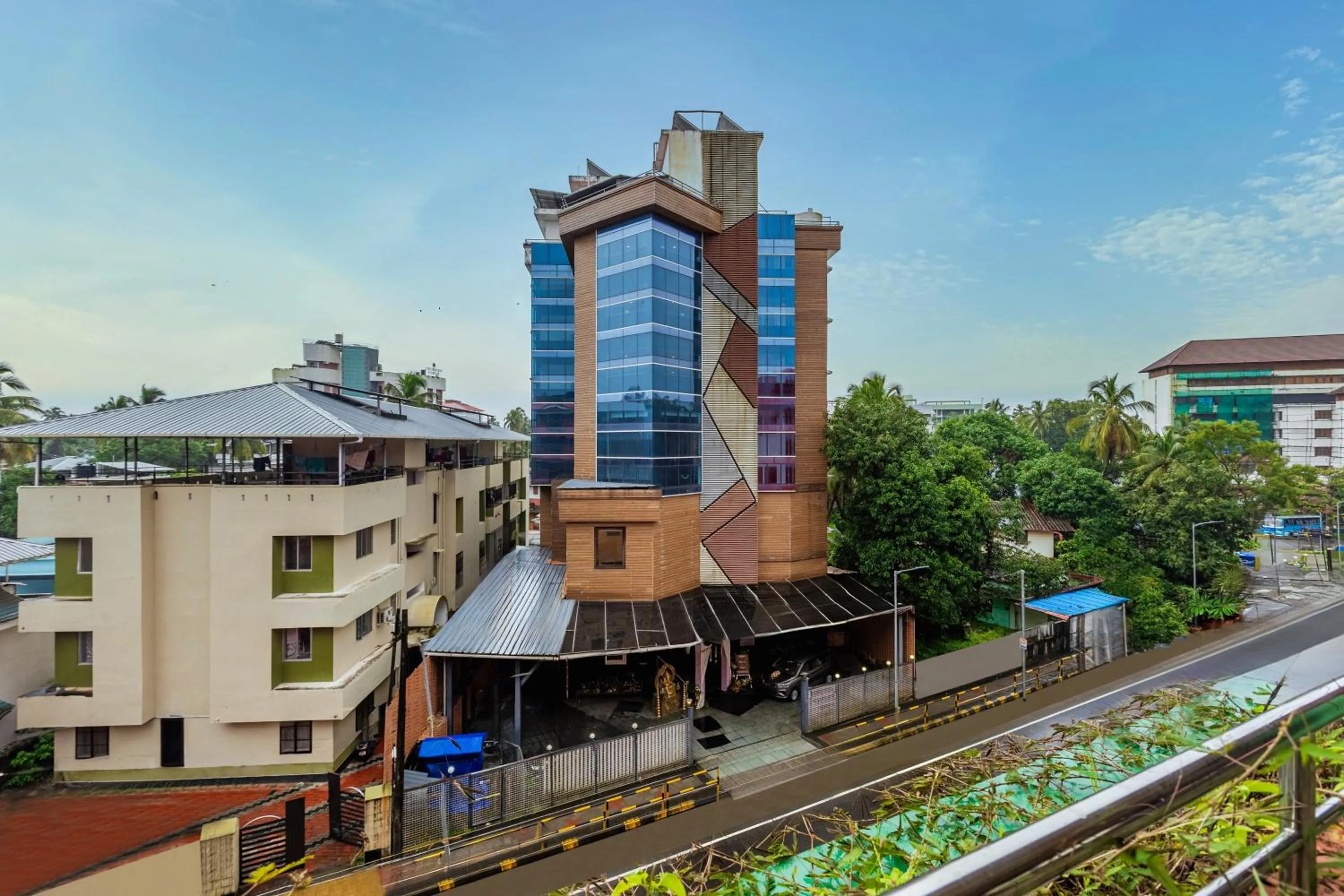 Property building in Sterling Darshan Guruvayur