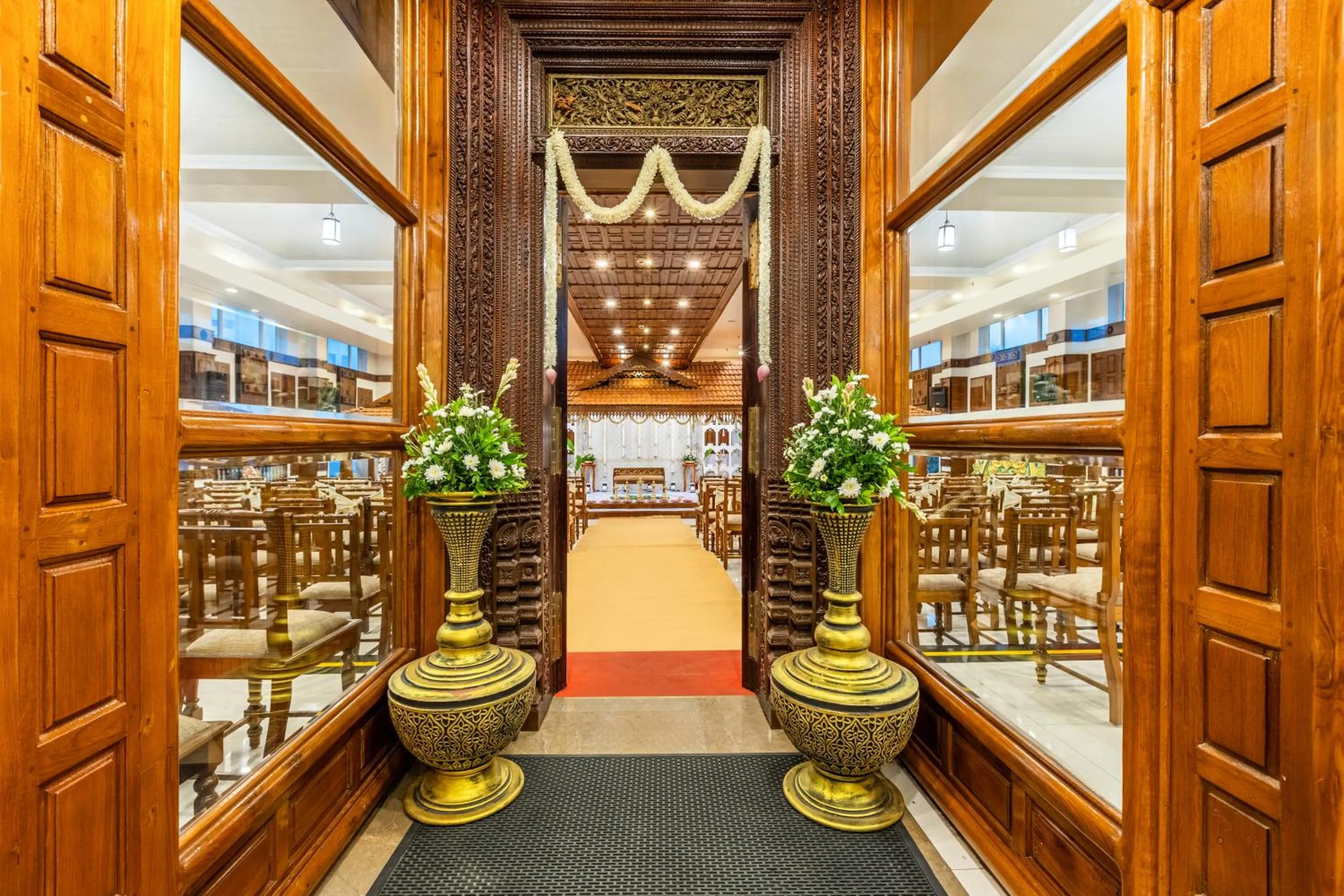 Banquet/Function facilities in Sterling Darshan Guruvayur