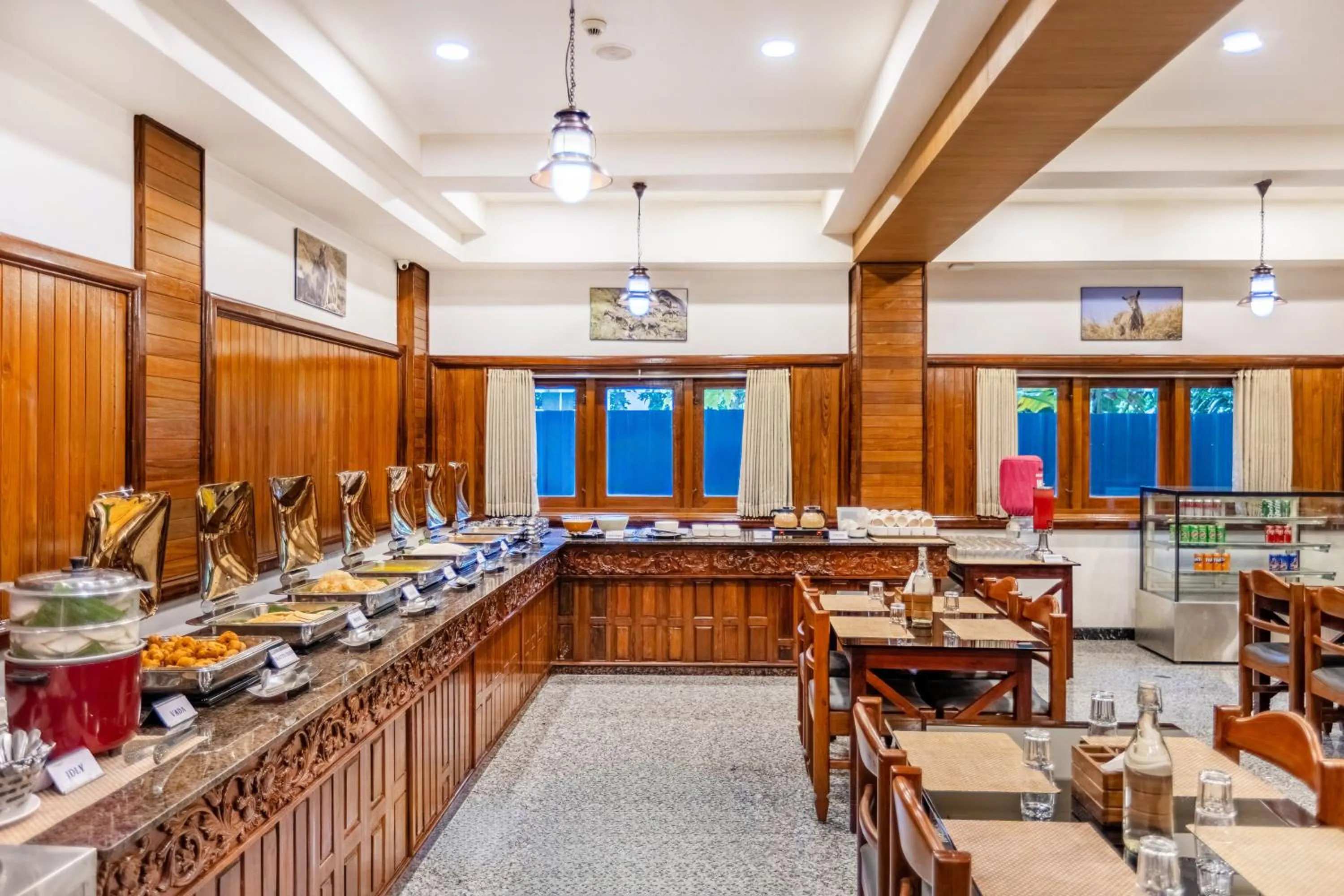 Food and drinks in Sterling Darshan Guruvayur